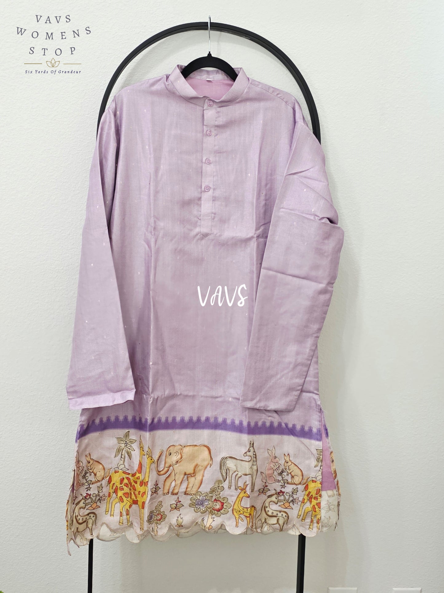 Lavender Mist Tussar Silk Wildlife Kalamkari Border Men’s Kurta – Size XL