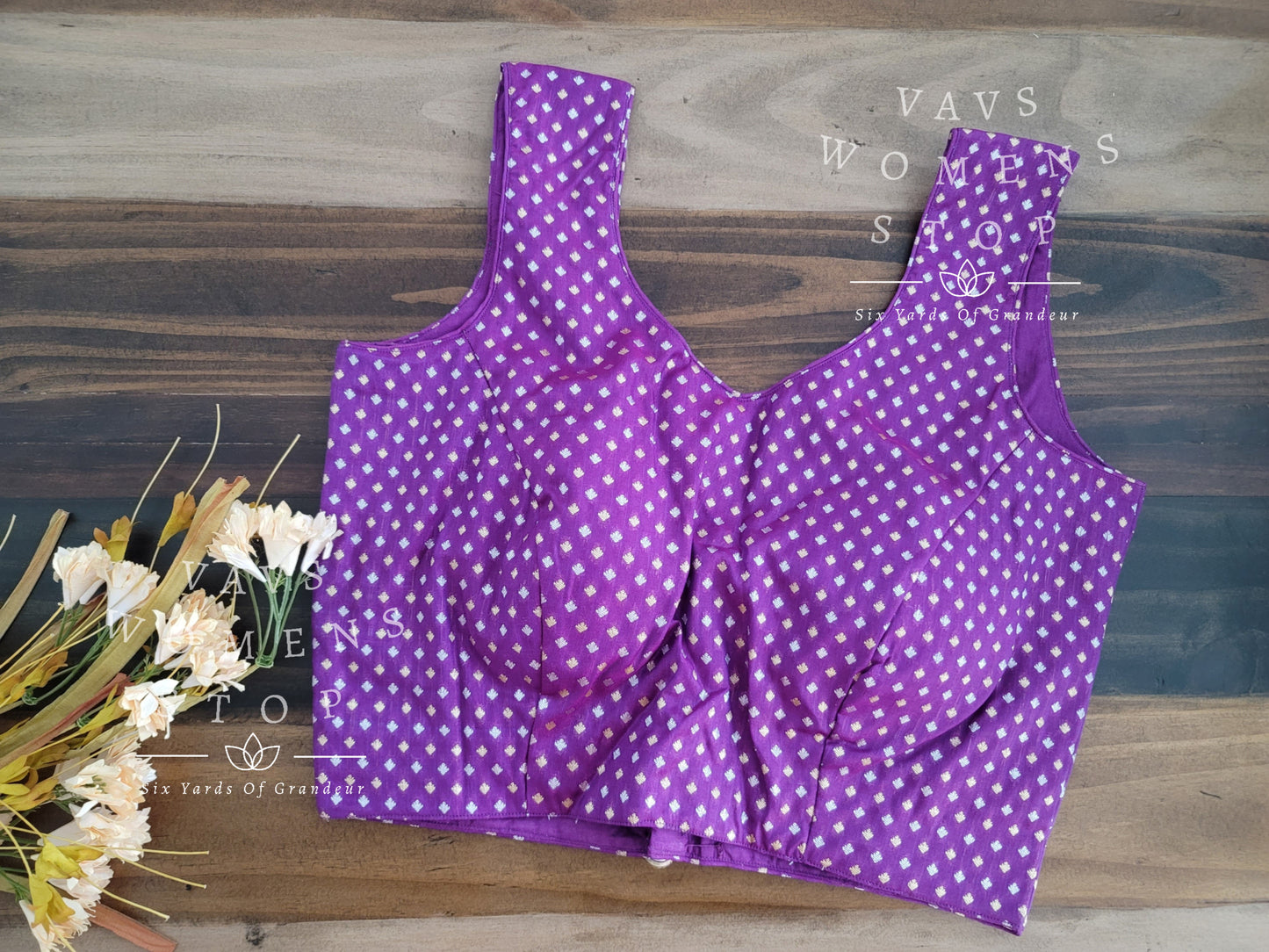Benarasi Sleeveless Blouse