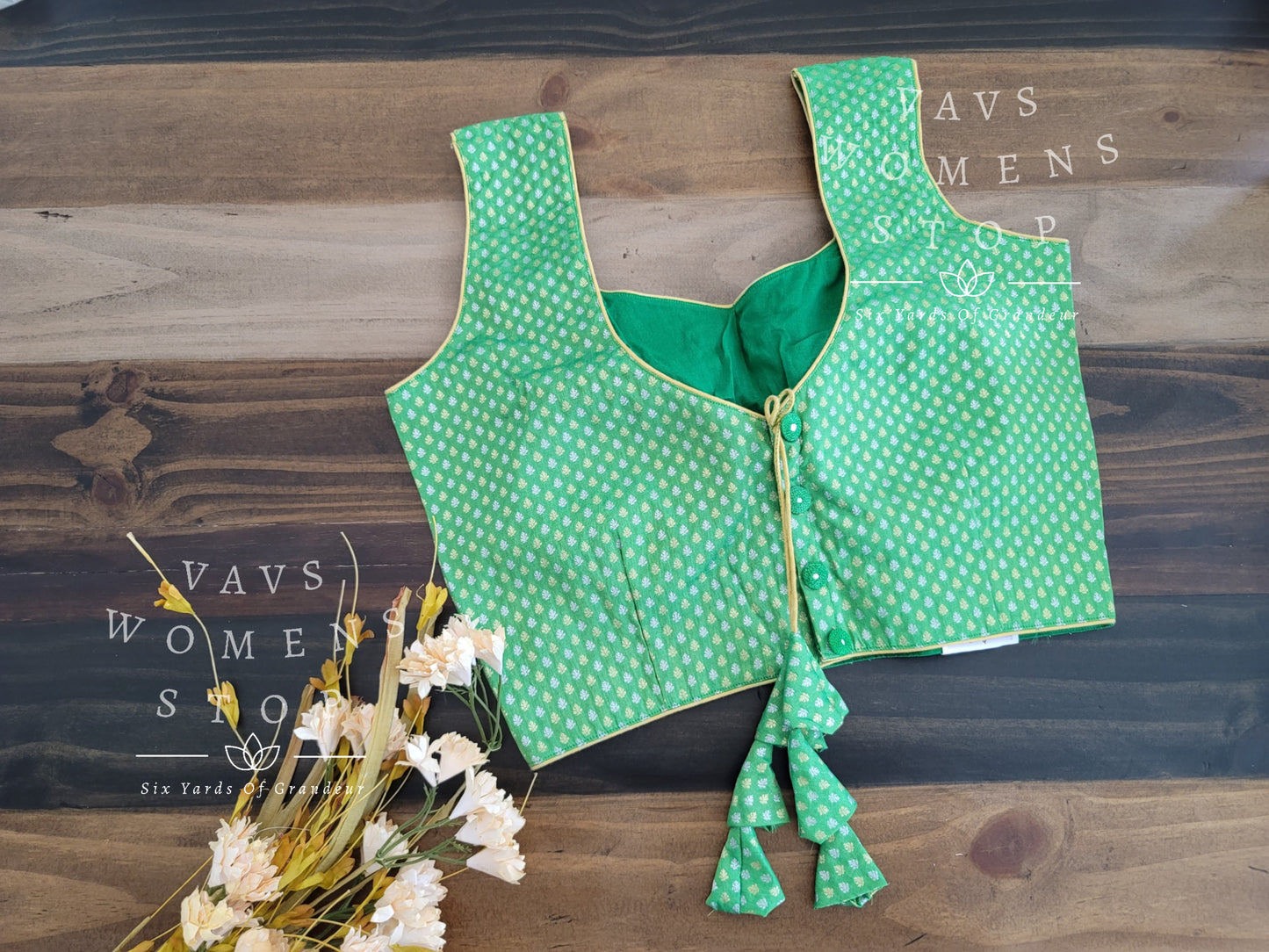 Benarasi Sleeveless Blouse