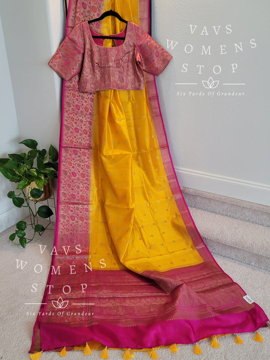 Handwoven Pure Chiniya Silk Saree - Blouse