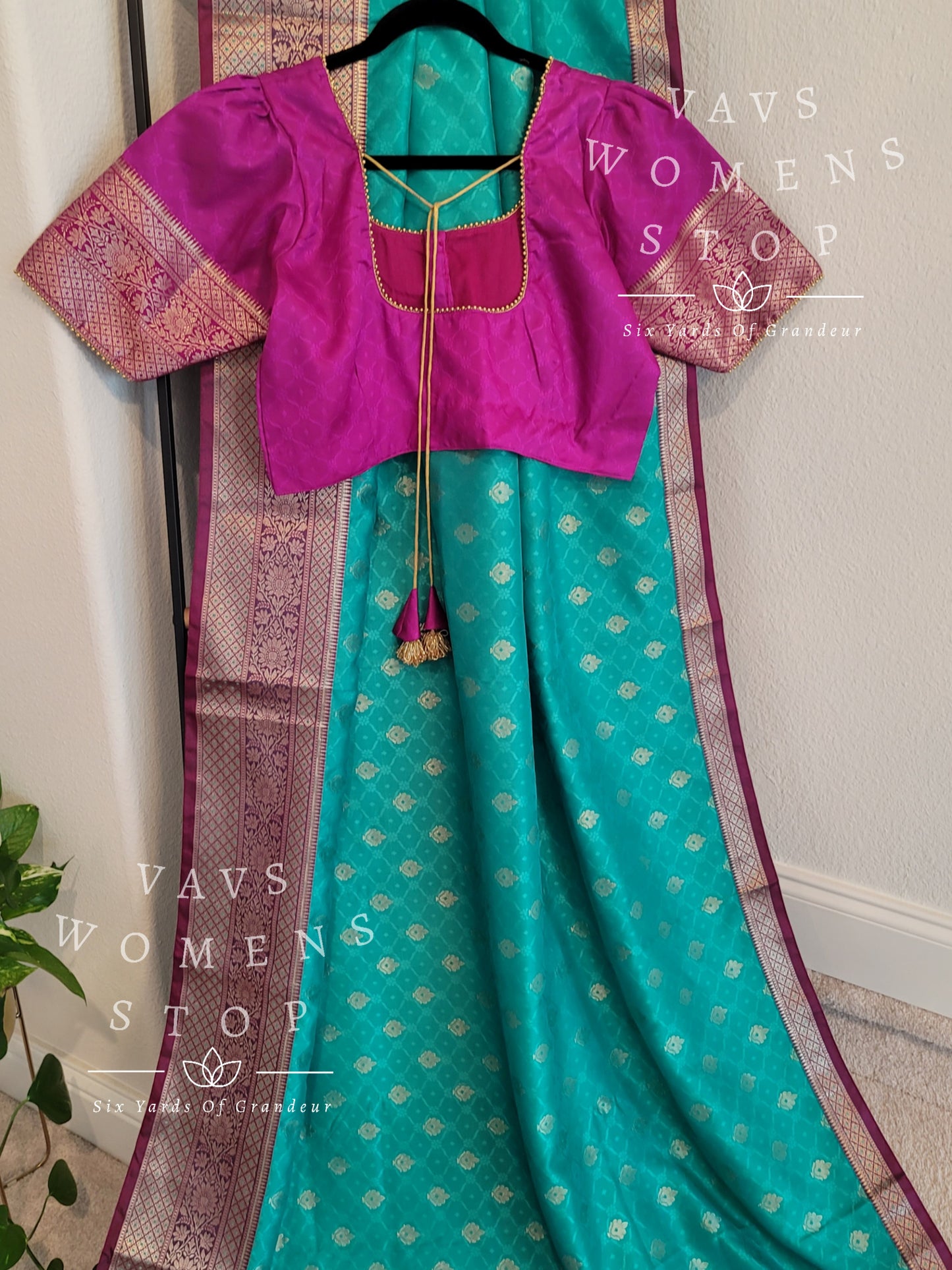 Benarasi Soft Silk Designer Saree -  Blouse