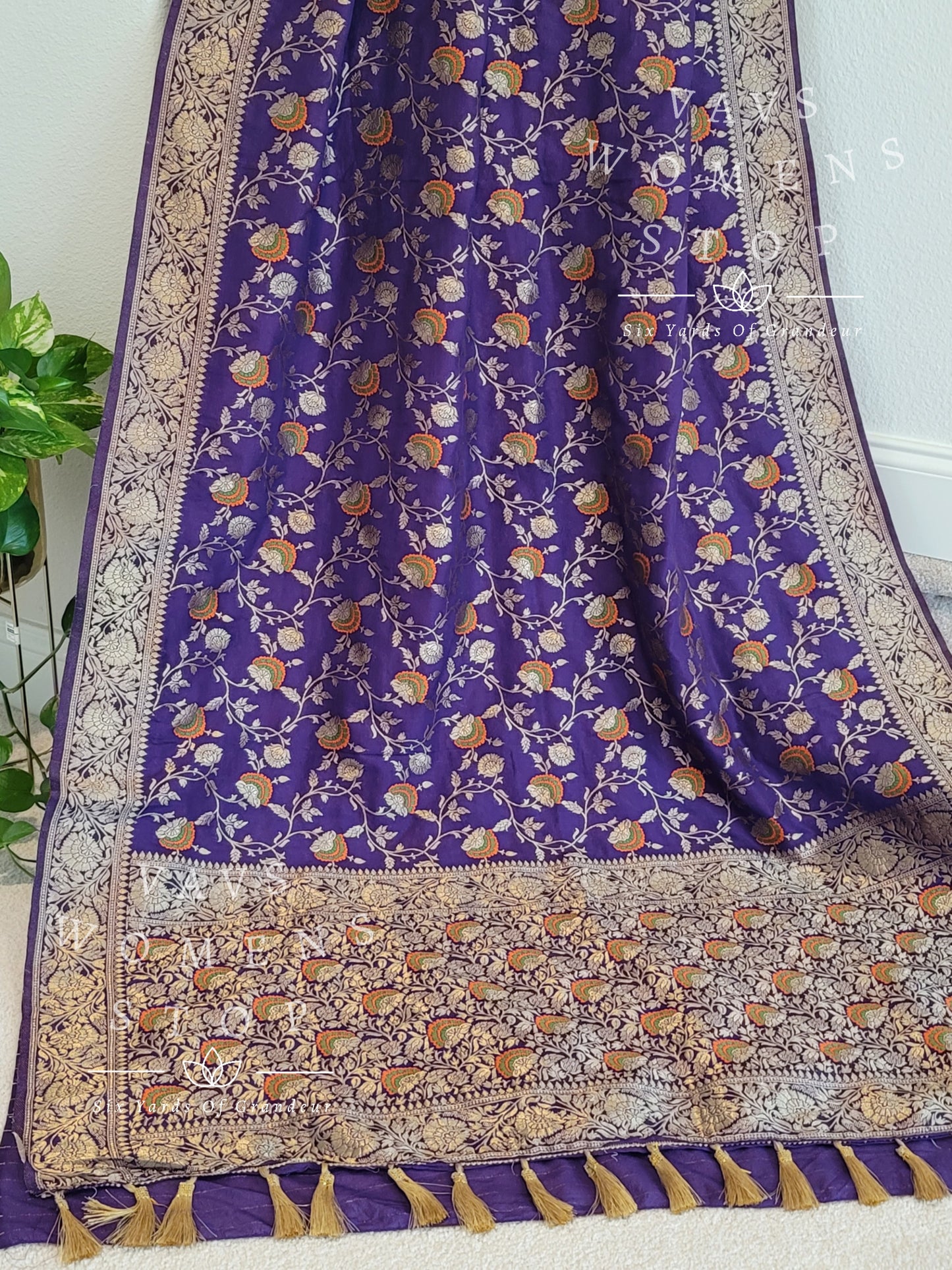 Benarasi Semi Soft Dola Silk Designer Saree