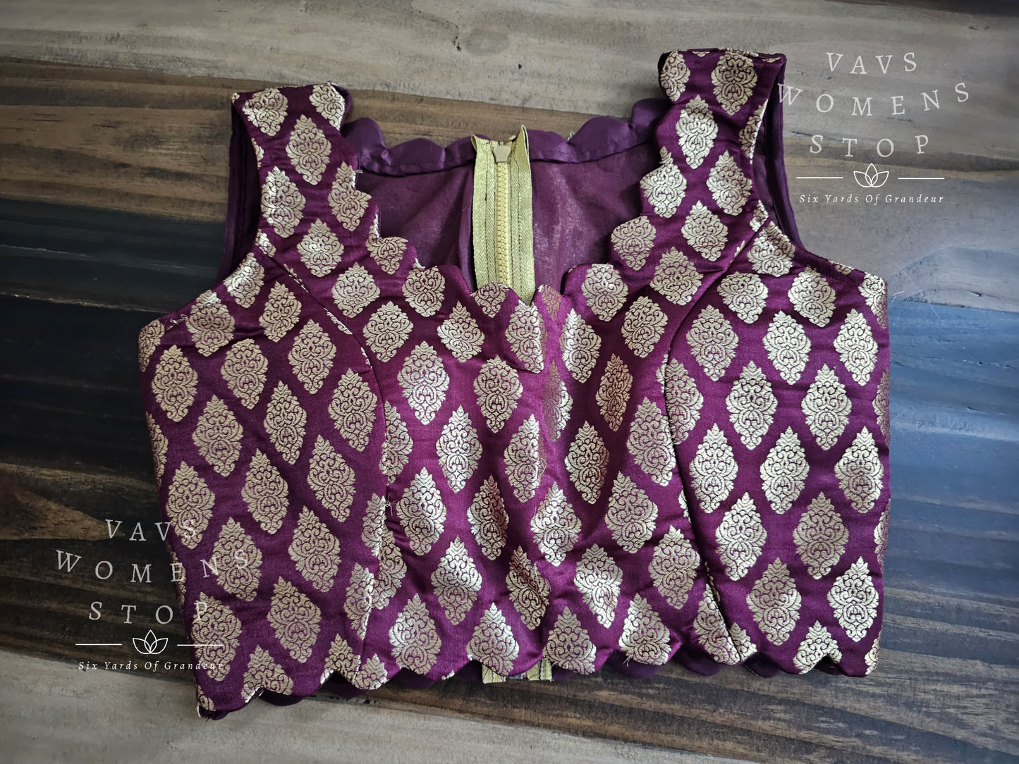 Sleeveless Benarasi Blouse