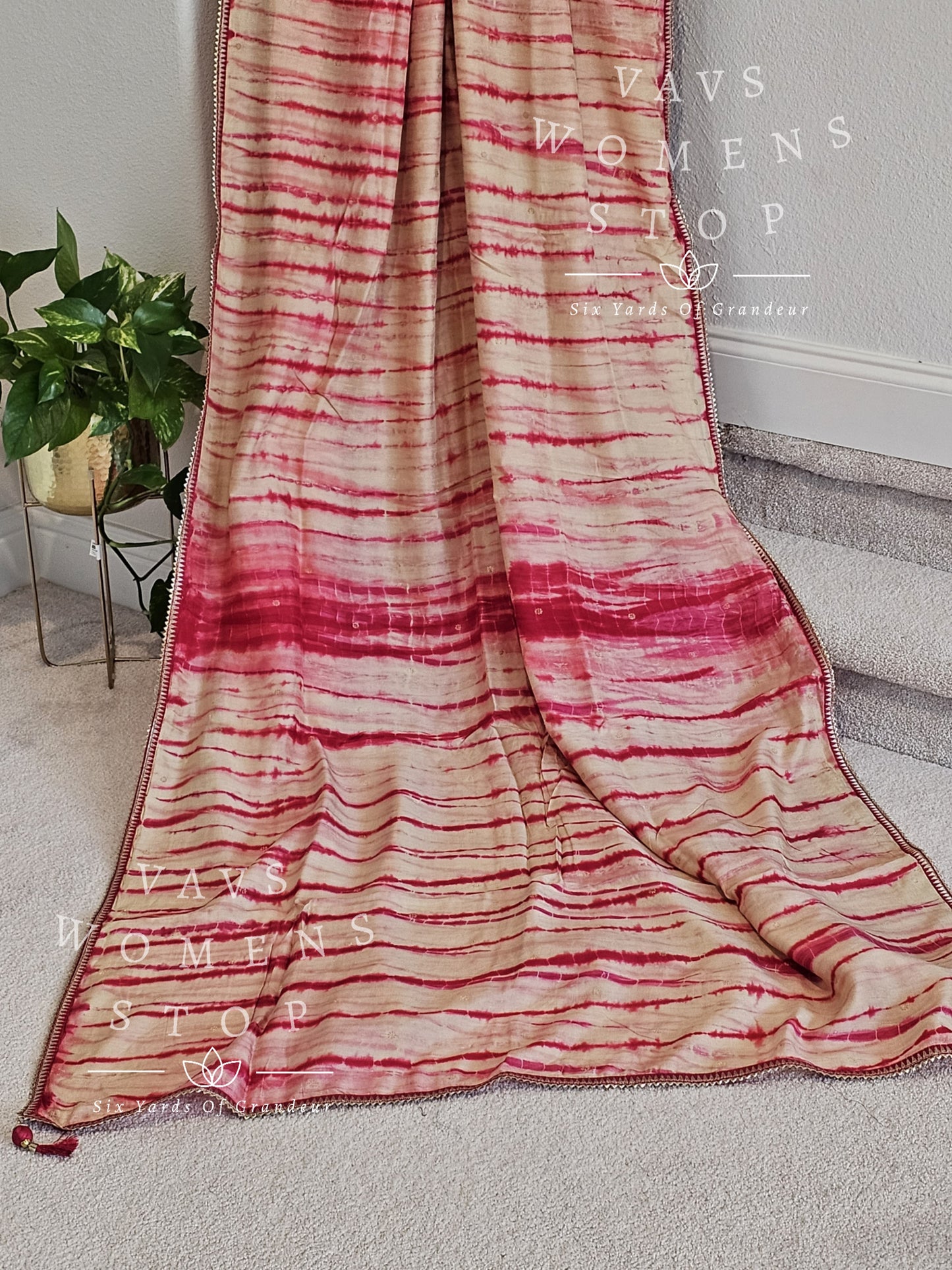 Shibori Design Munga Silk Saree - Munga Silk Blouse