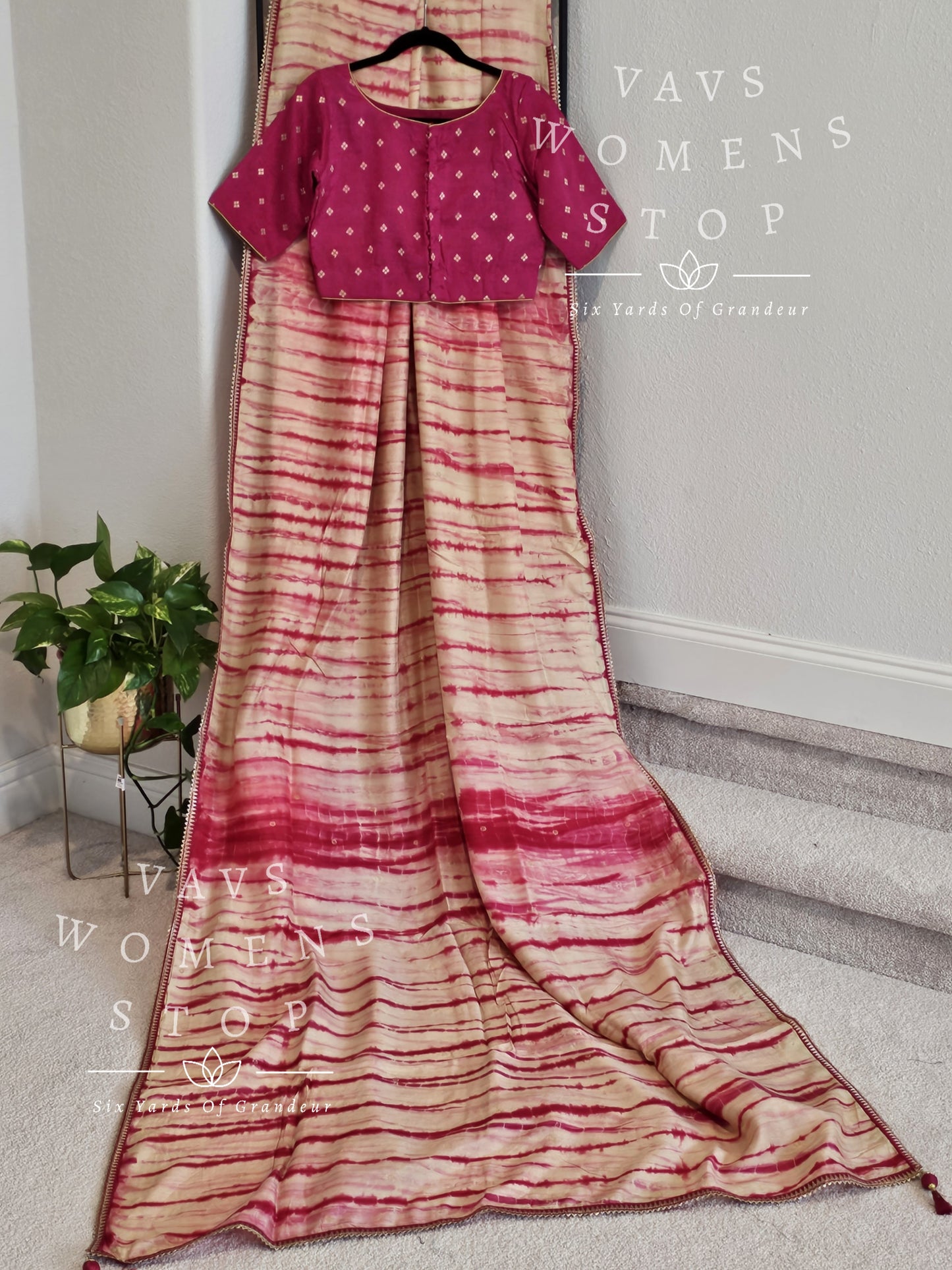 Shibori Design Munga Silk Saree - Munga Silk Blouse