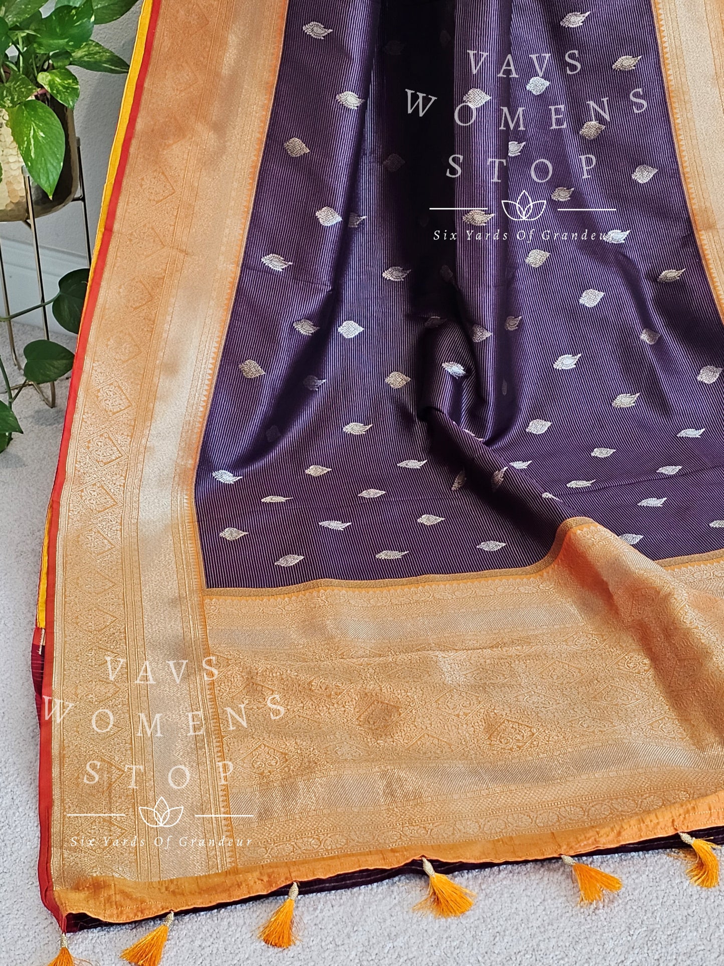 Designer Premium Quality Benarasi Silk Saree -  Blouse