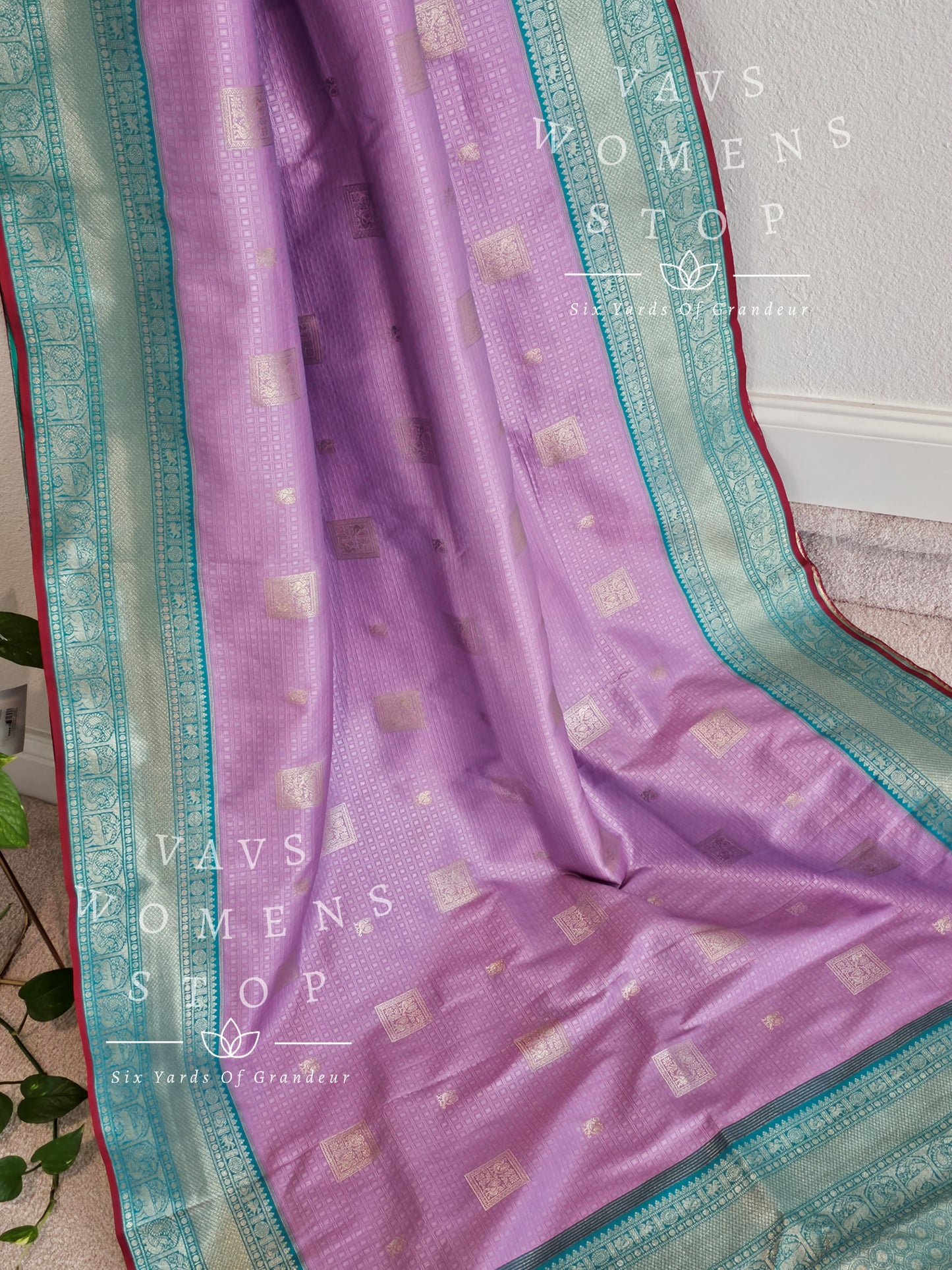 Designer Premium Quality Benarasi Silk Saree -  Blouse