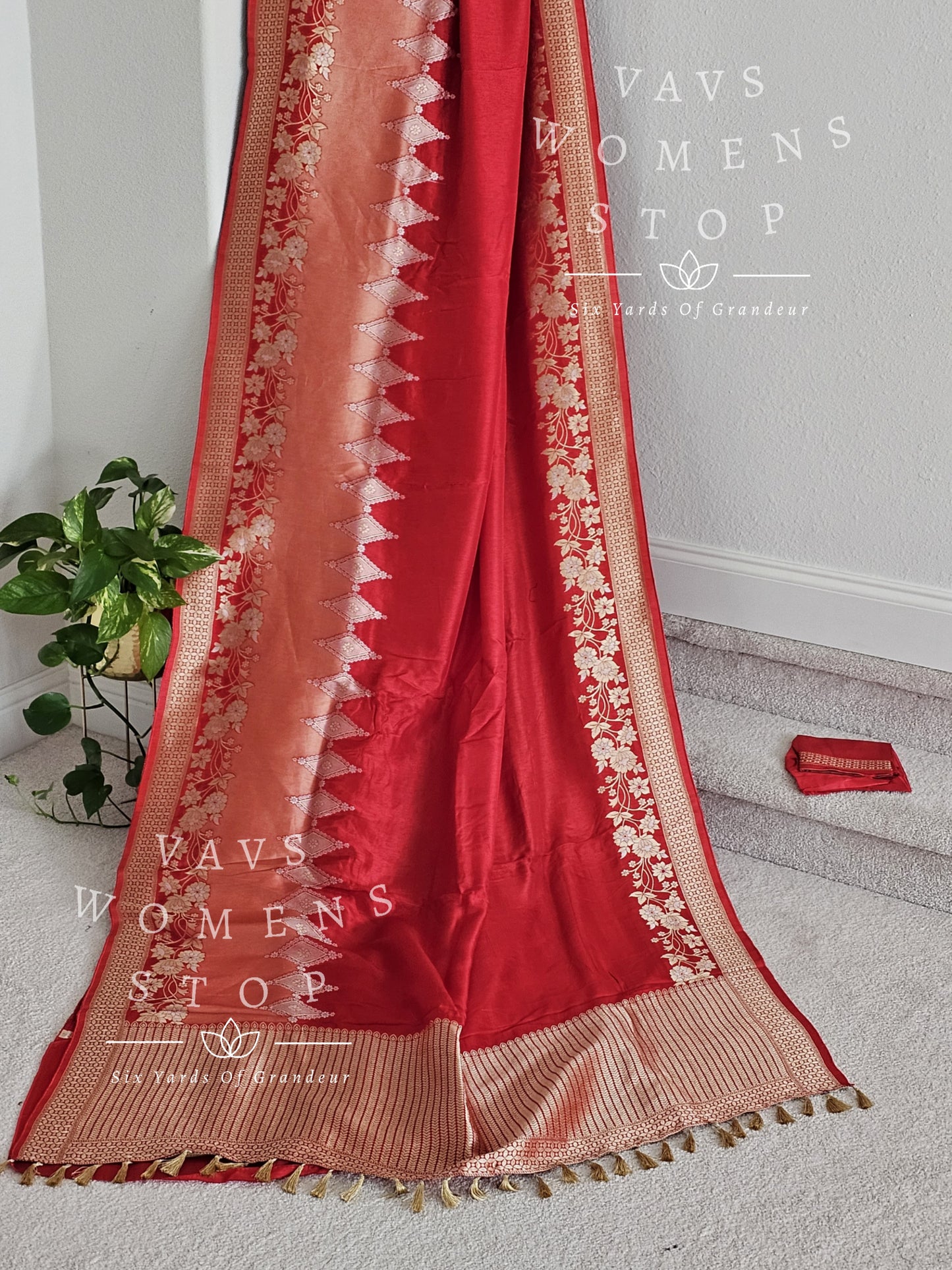 Munga Crepe Silk Saree