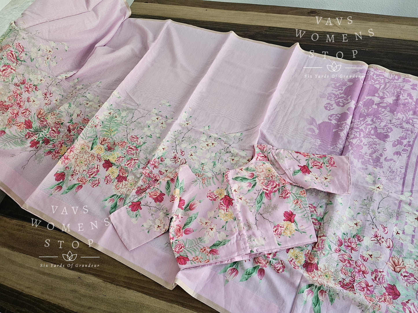 Soft floral Prints Chanderi Linen Cotton Saree - Blouse