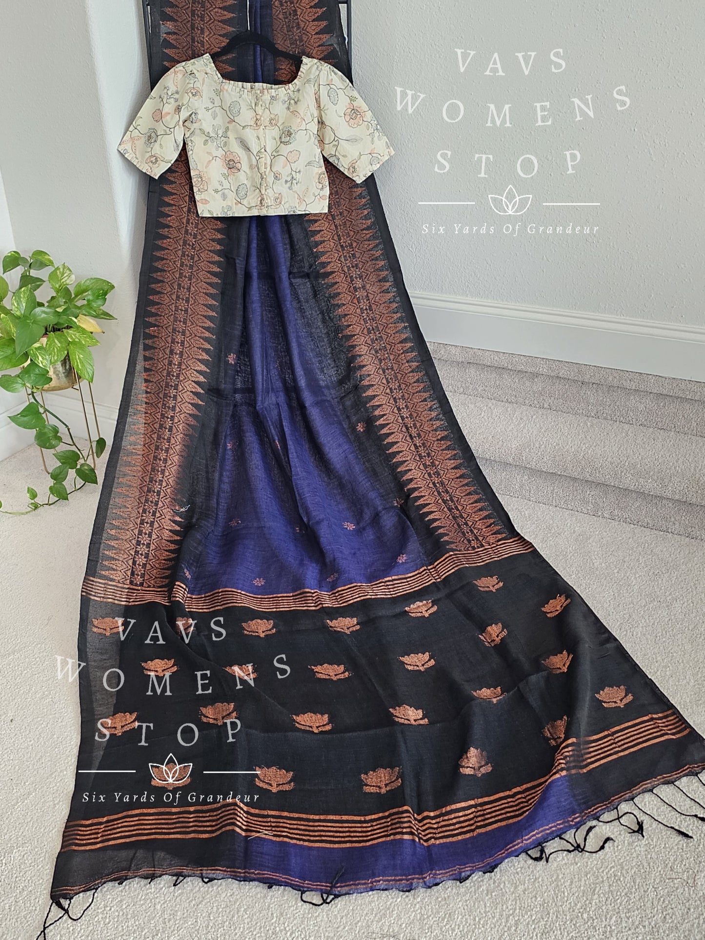 Linen by linen jamdani border saree - blouse