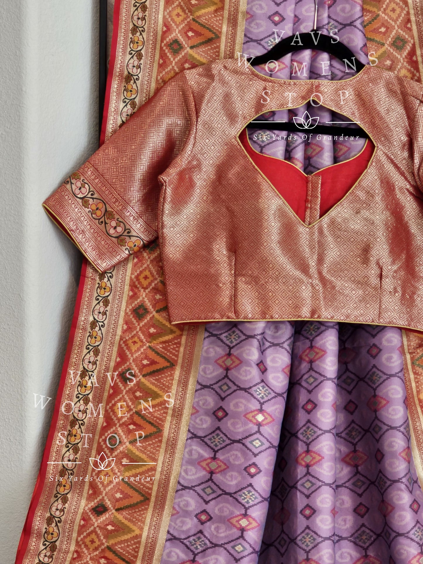 Designer Patola Benarasi Soft Silk saree - Blouse