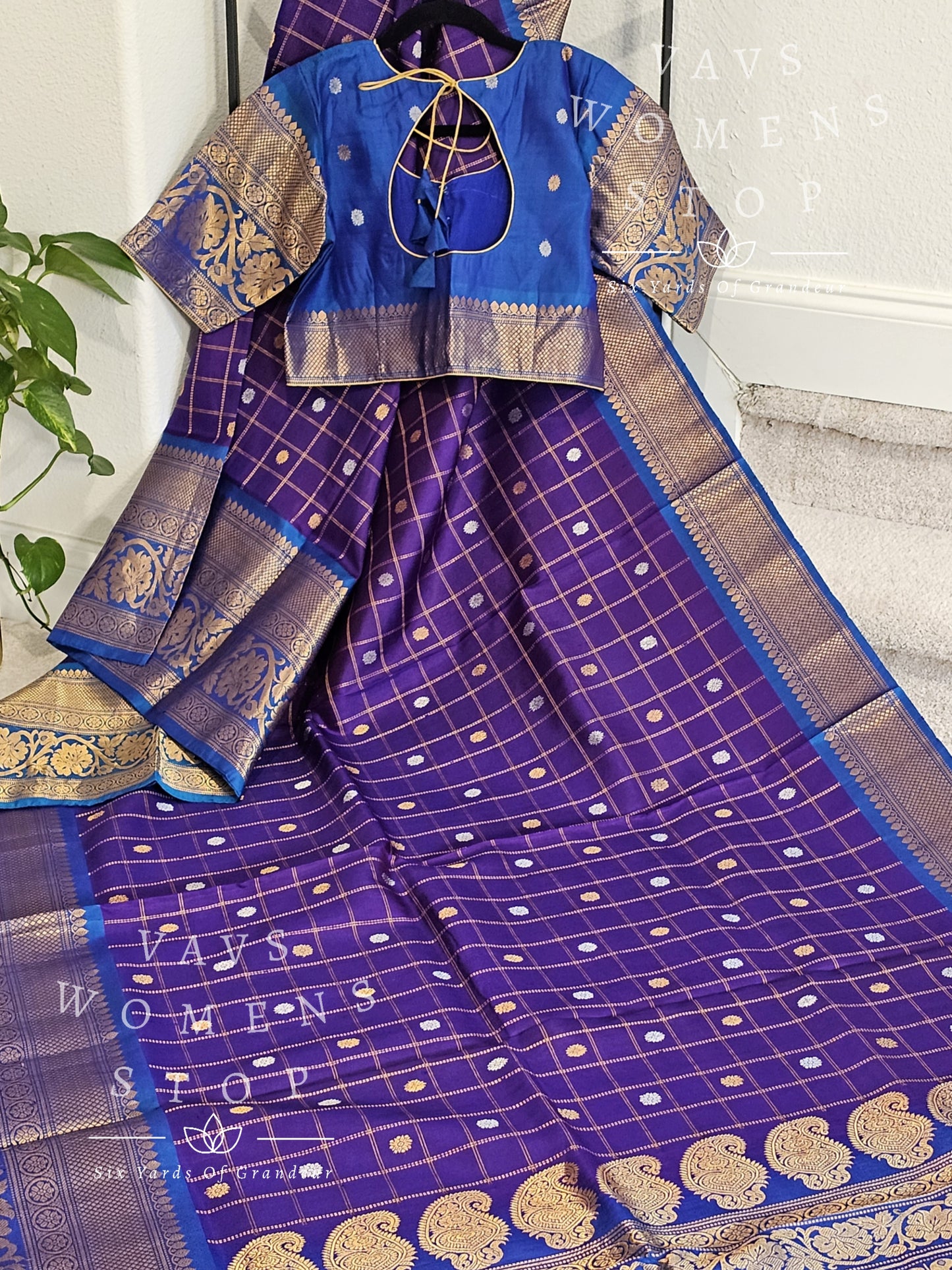 Pure Gadwal Silk Saree - Blouse
