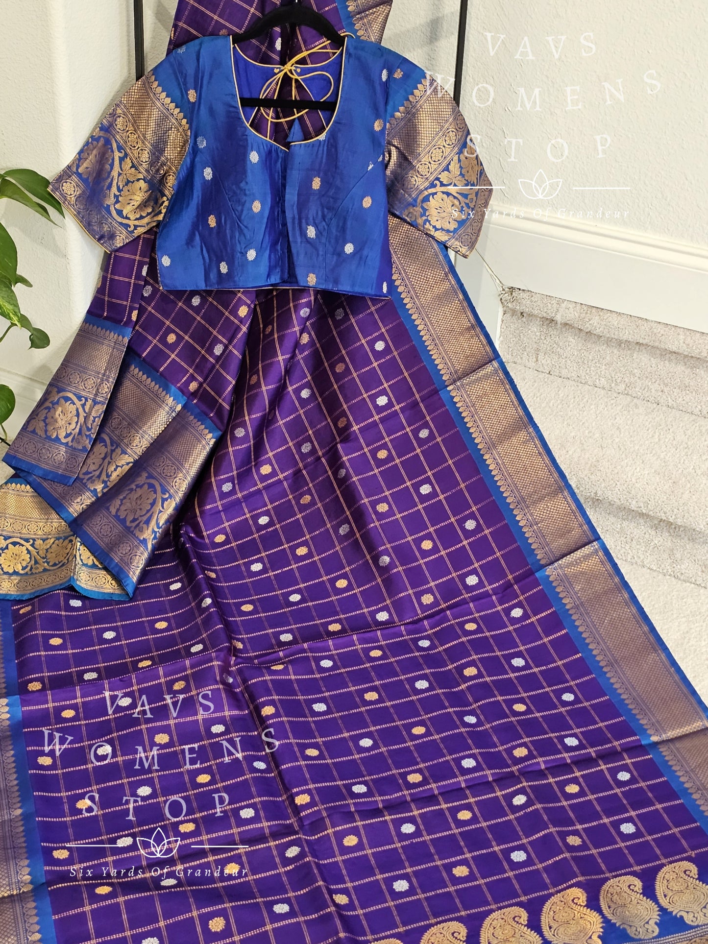 Pure Gadwal Silk Saree - Blouse