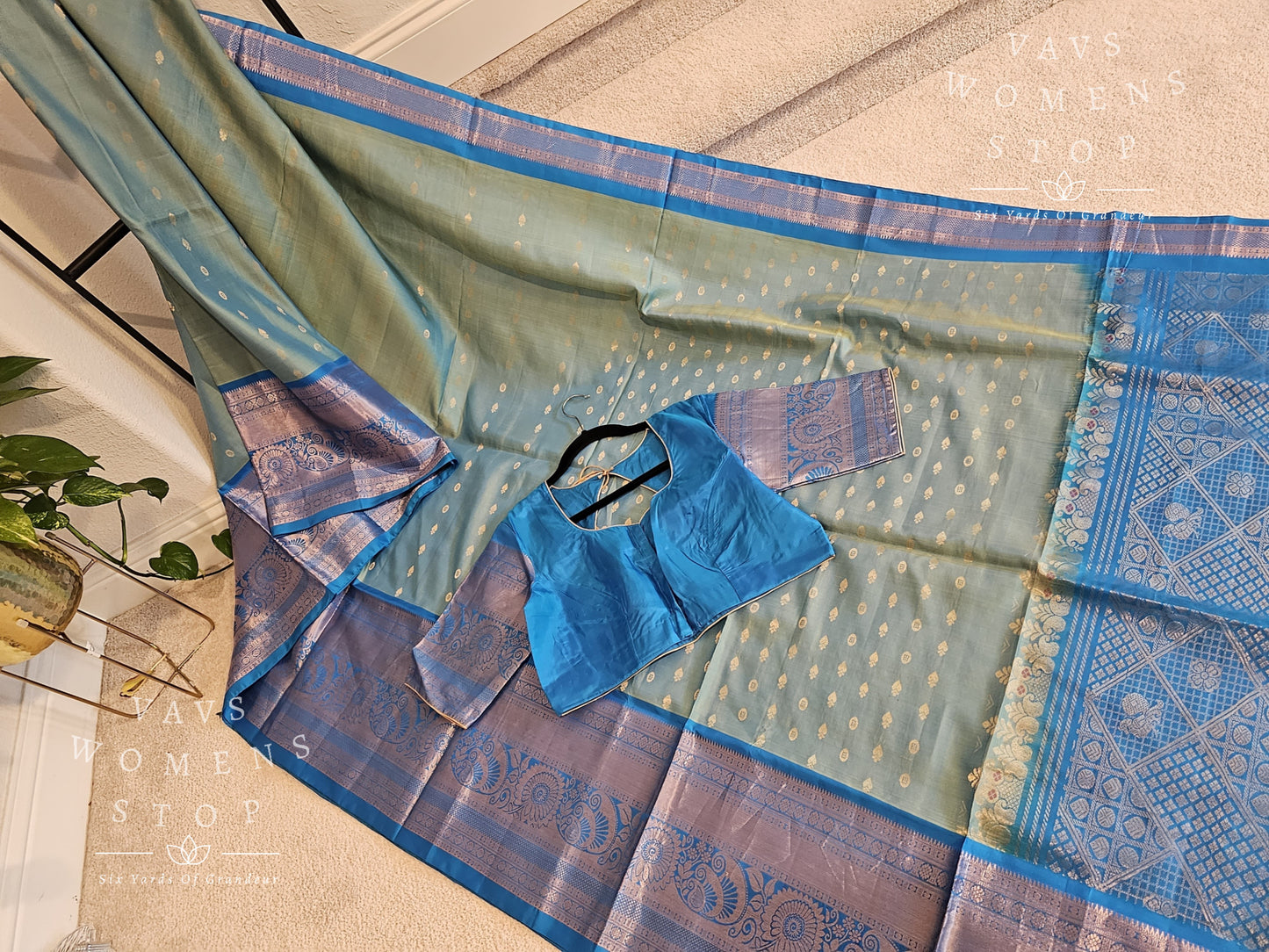 Pure Gadwal Silk Saree - Blouse