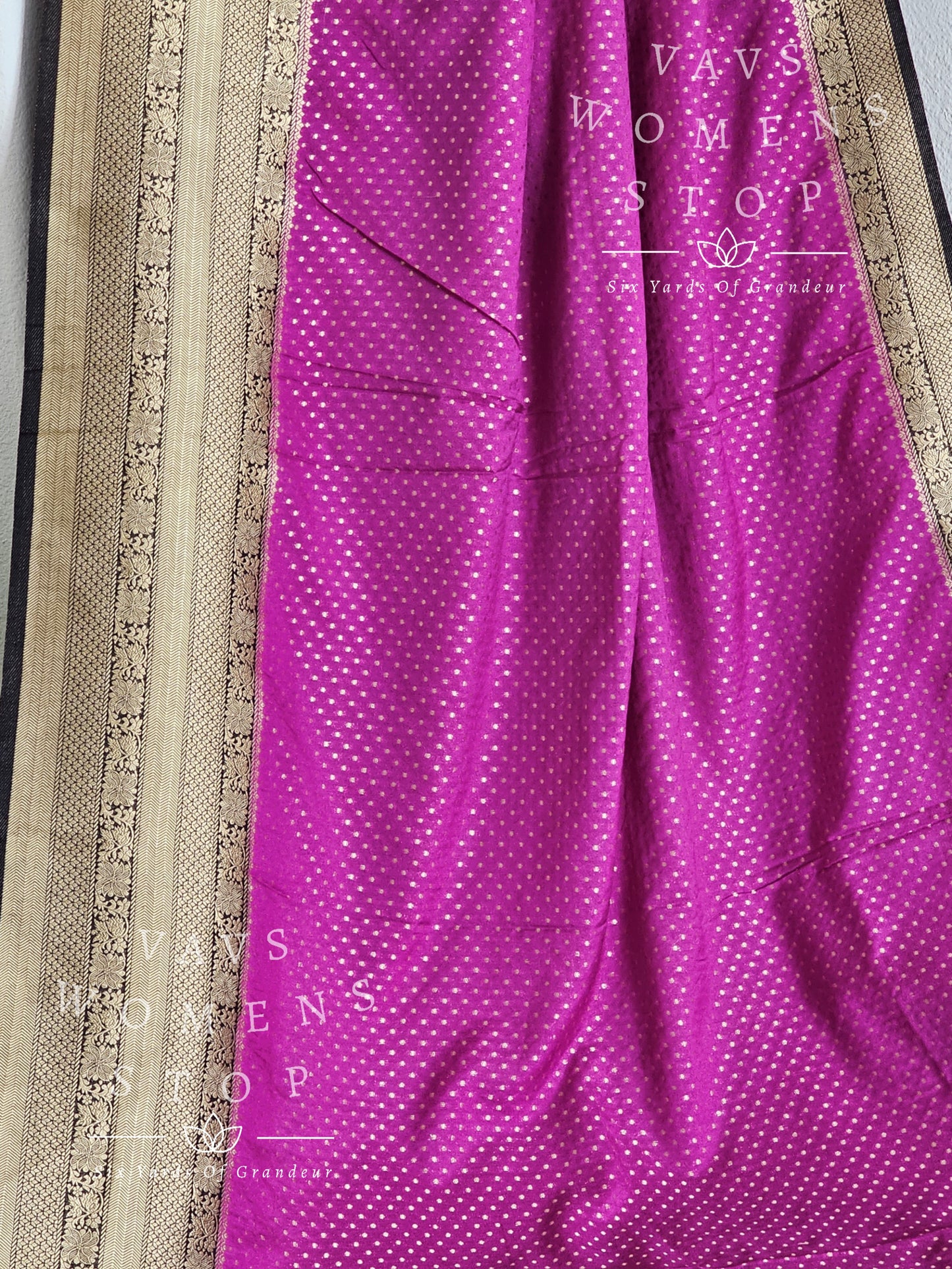 Fancy Semi Warm Benarasi Silk Saree - Blouse