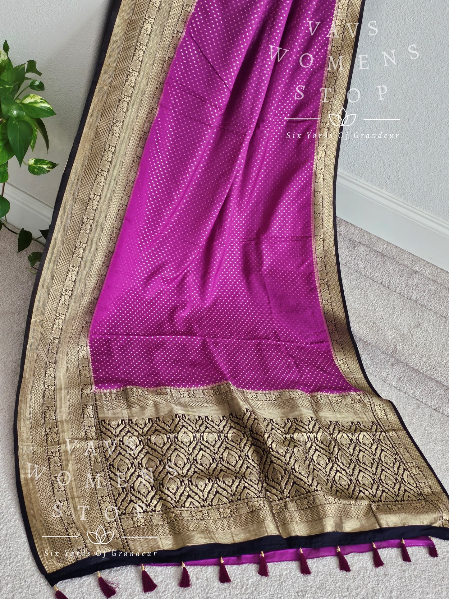 Fancy Semi Warm Benarasi Silk Saree - Blouse