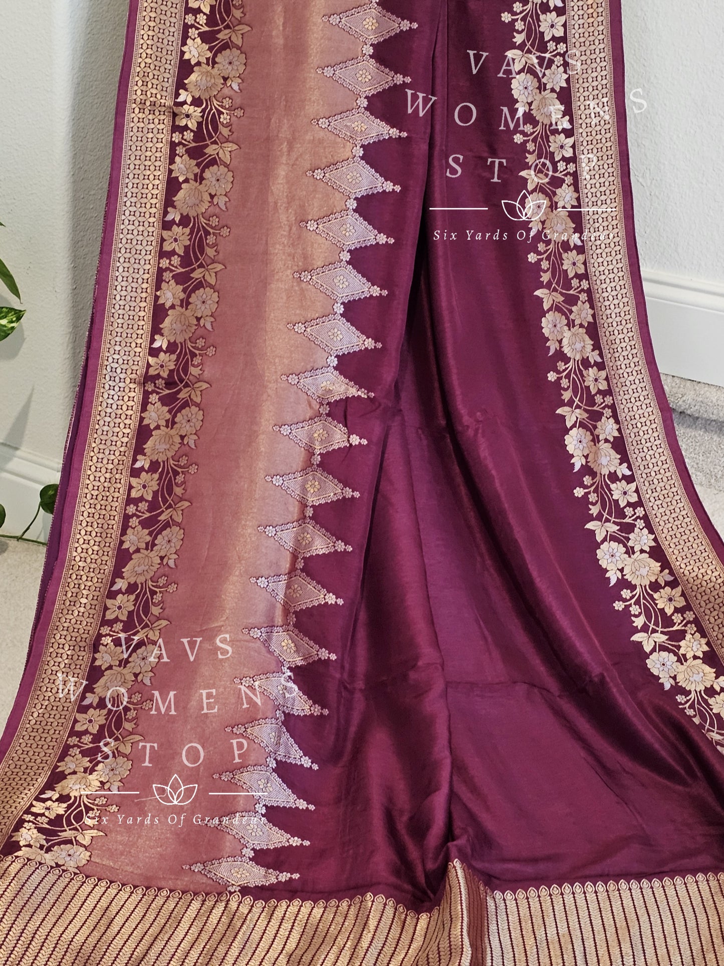 Munga Benarasi Crepe Silk Saree