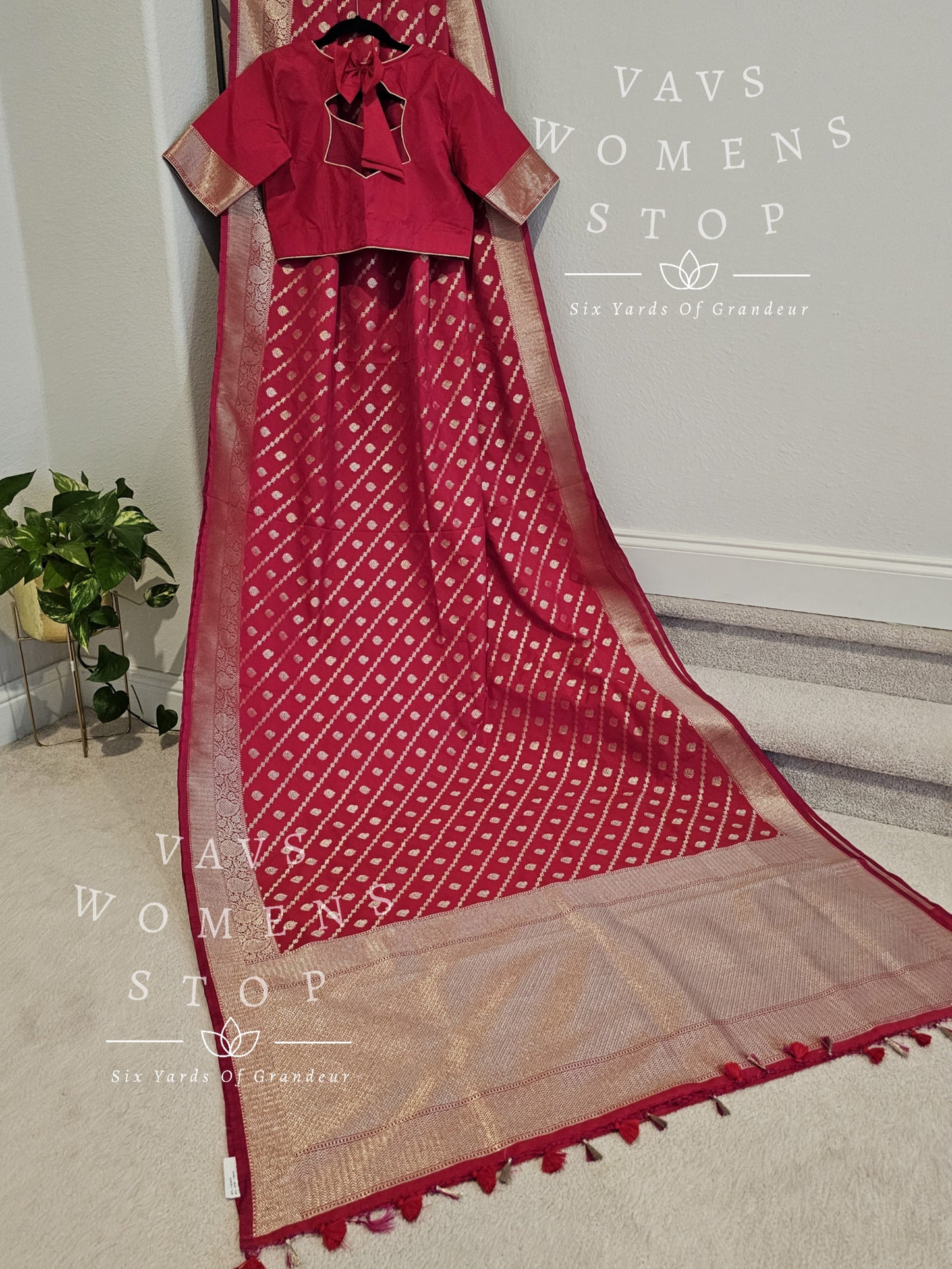 Designer Benarasi Uppada Soft Silk Saree - Blouse