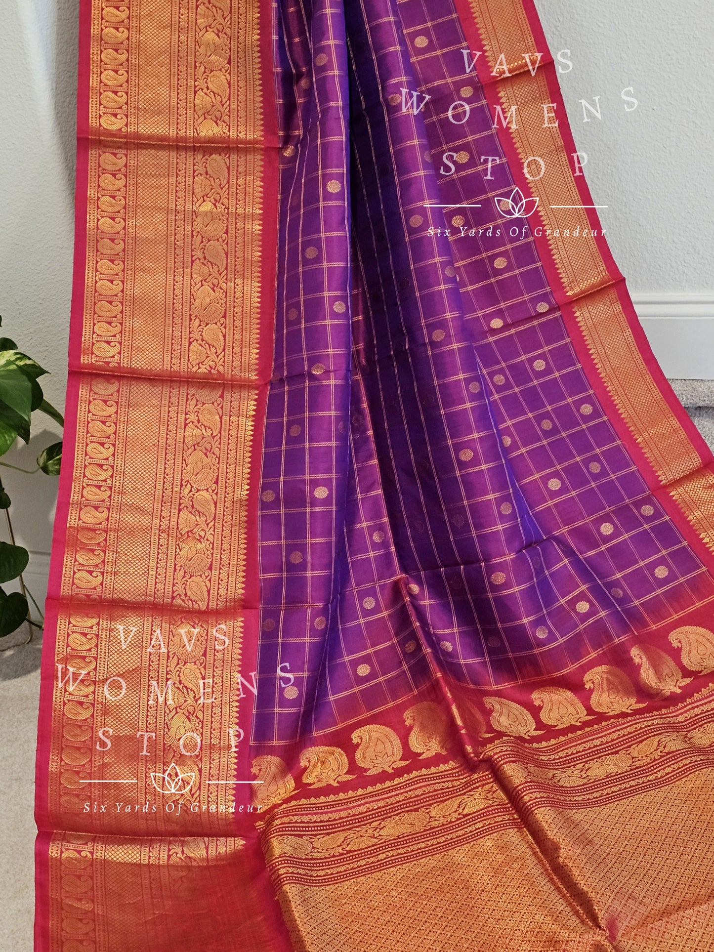 Pure Gadwal Handwoven Silk Saree With Stitched Blouse