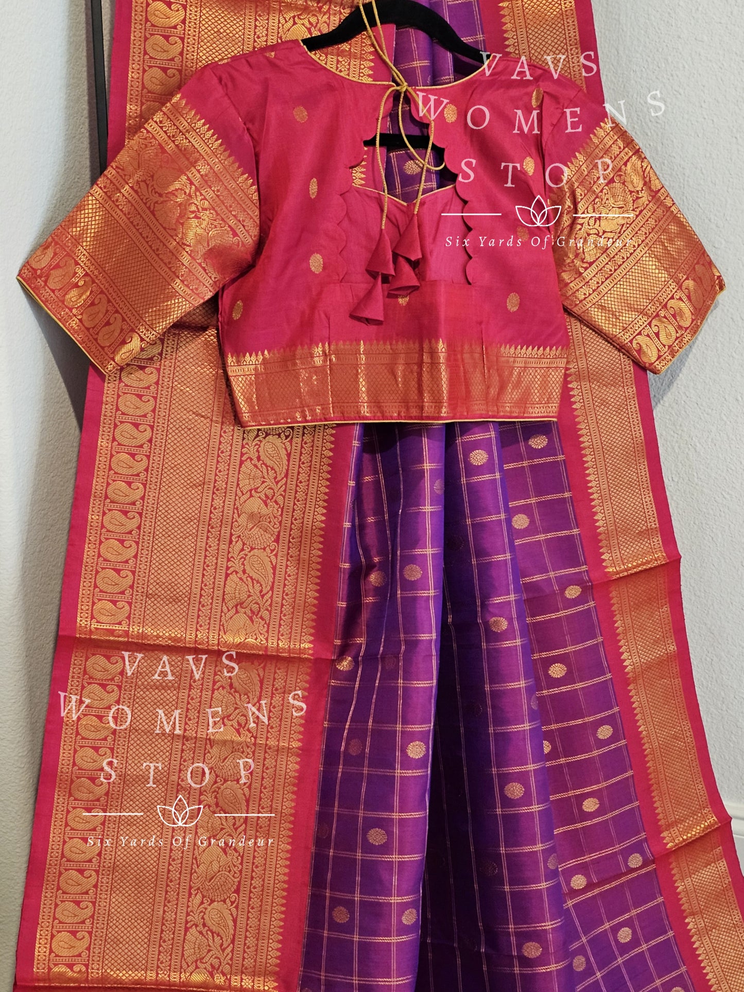 Pure Gadwal Handwoven Silk Saree With Stitched Blouse