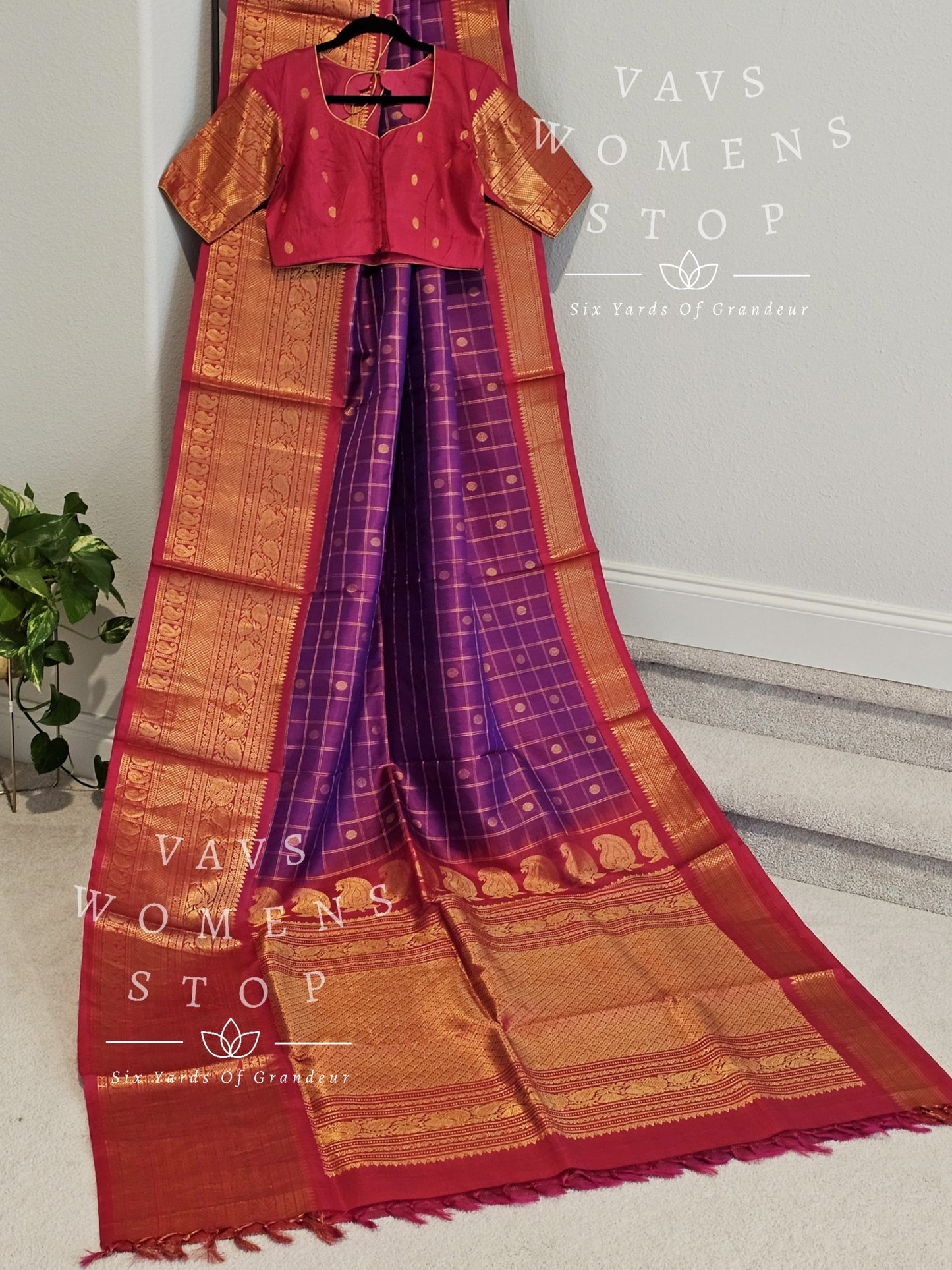 Pure Gadwal Handwoven Silk Saree With Stitched Blouse