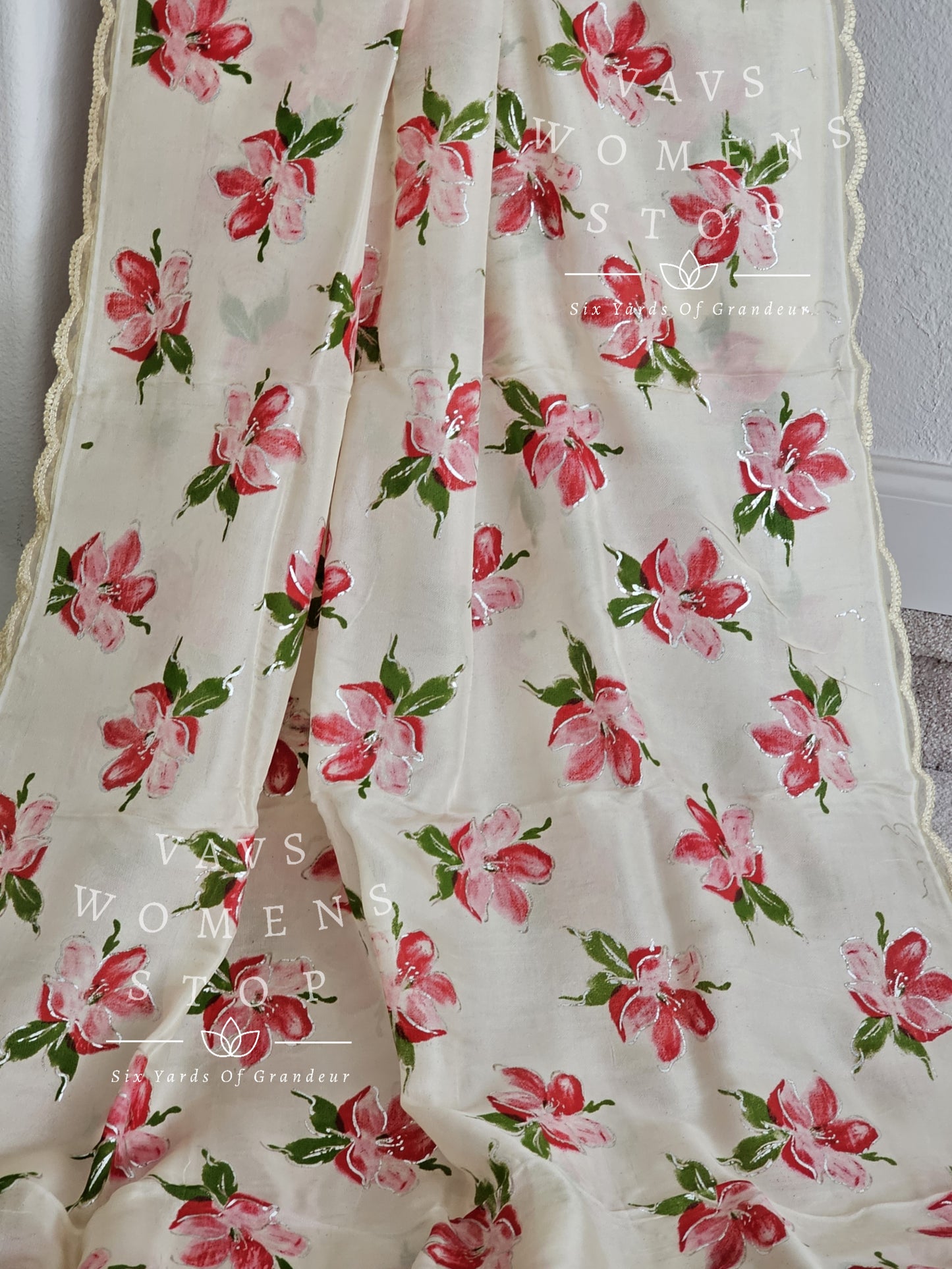 Jute Silk Floral Foil Prints Saree -  Blouse
