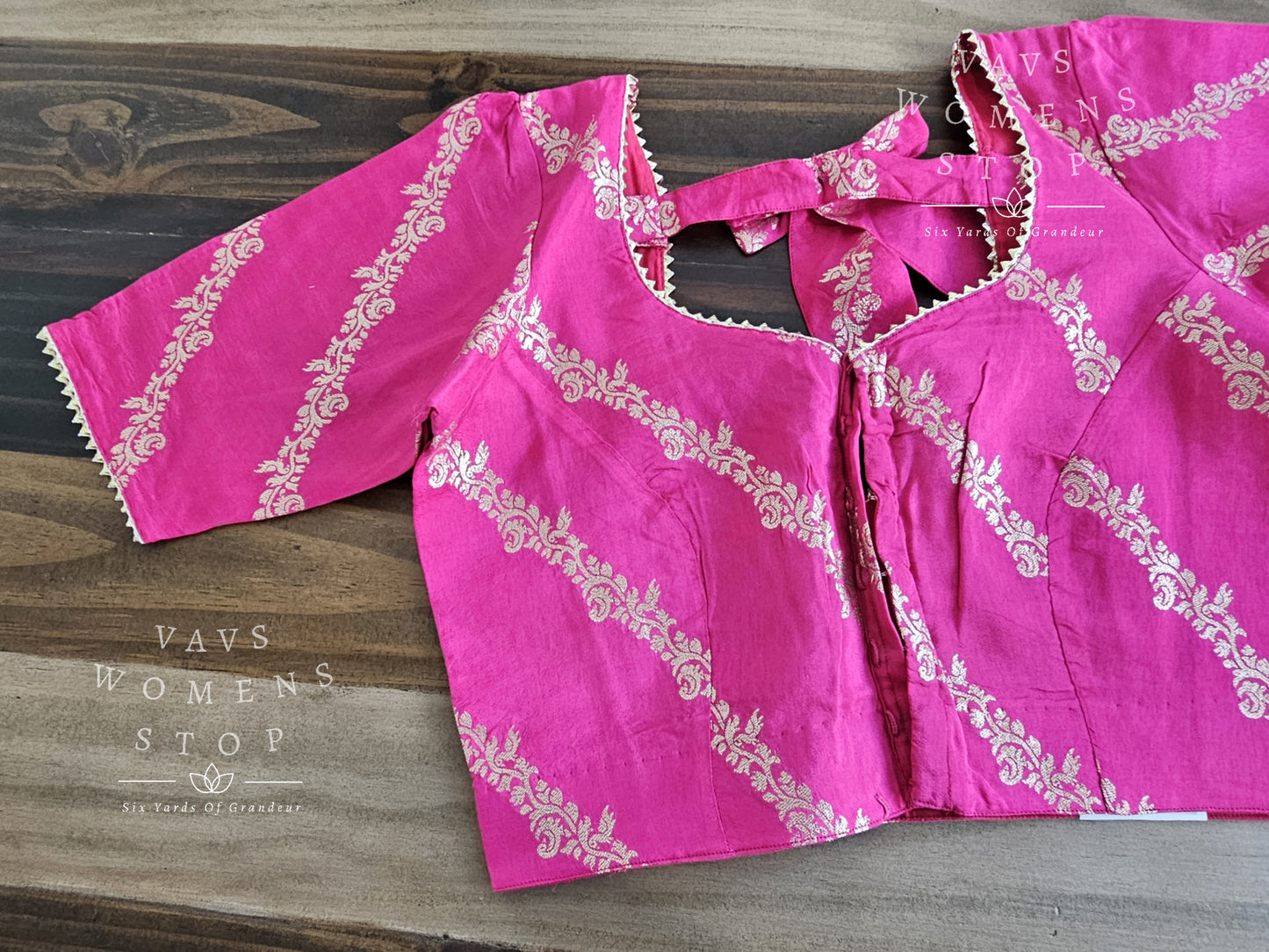 Munga Crepe Silk Benarasi Blouse