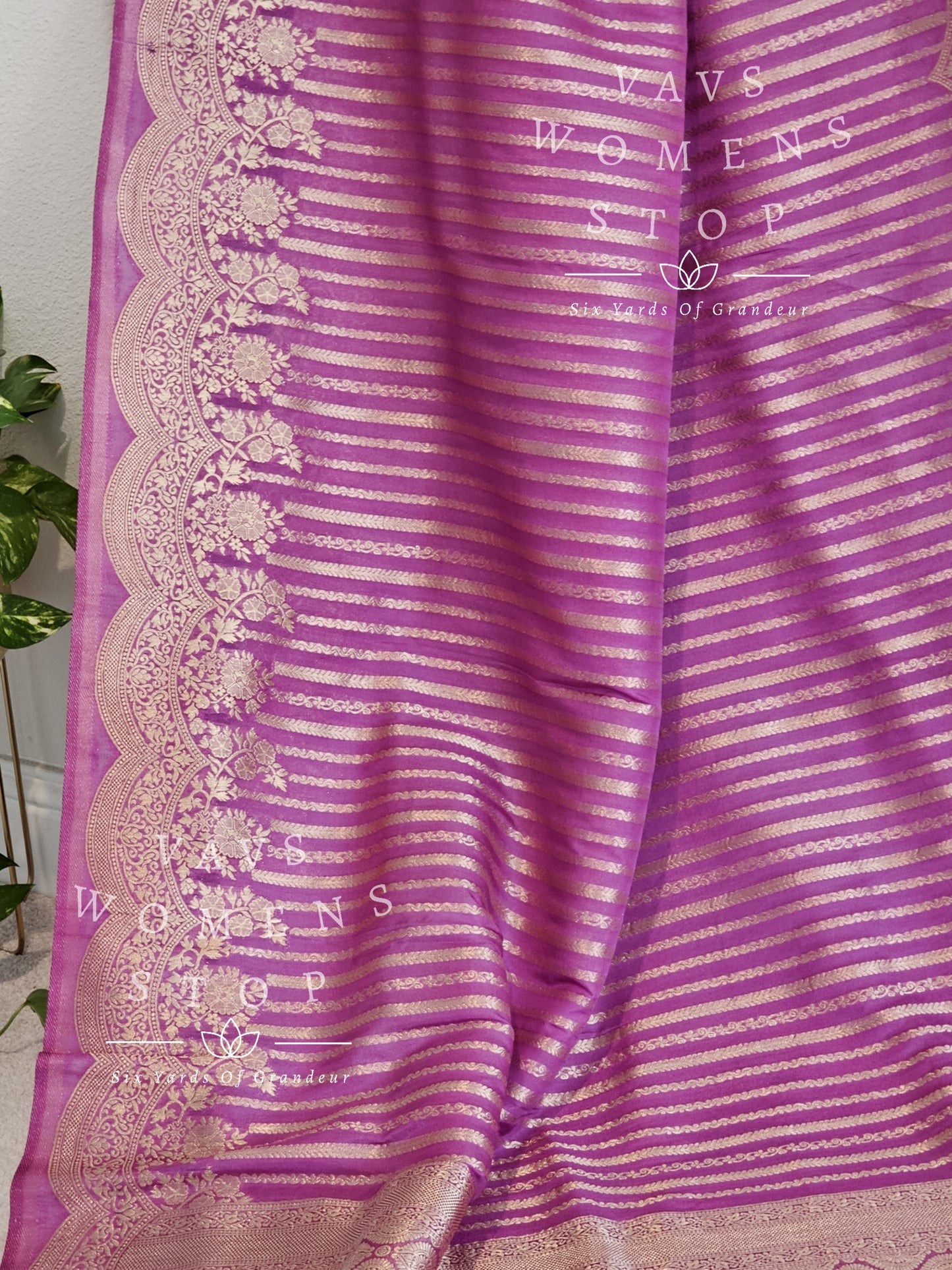 Semi Crepe Benarasi Silk Saree - Blouse