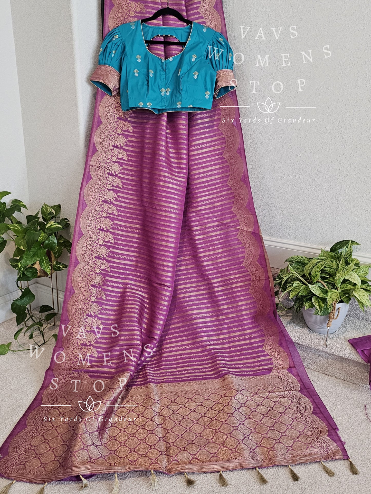 Semi Crepe Benarasi Silk Saree - Blouse