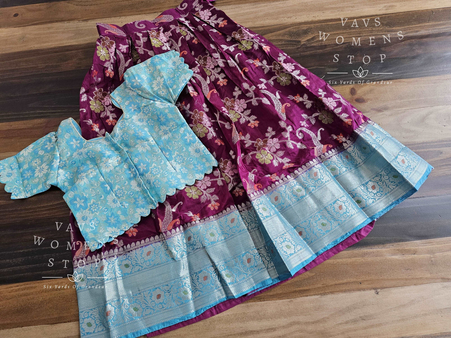 Chiniya Benarasi Langa Blouse/ Pattu Pavadai set