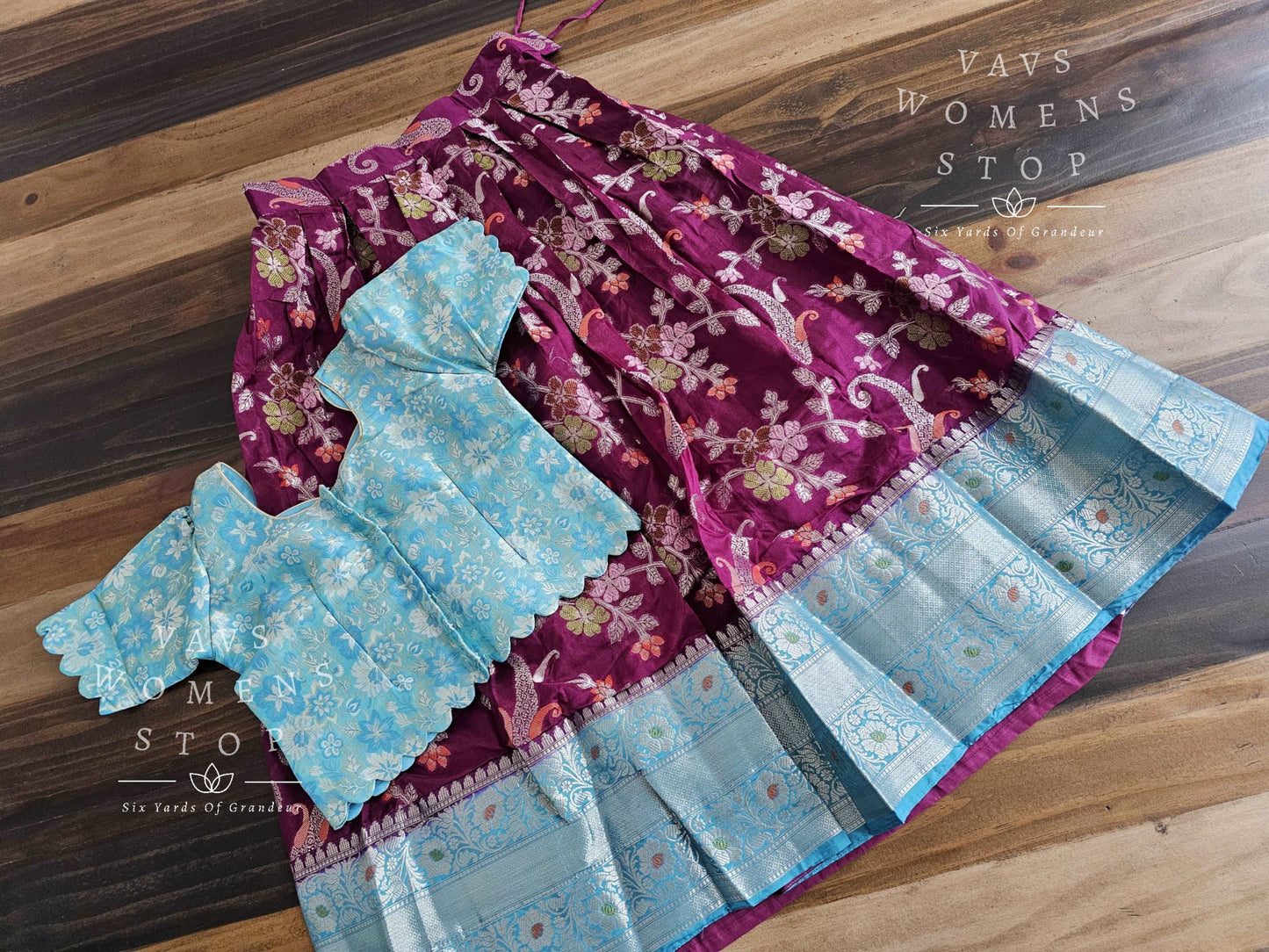 Chiniya Benarasi Langa Blouse/ Pattu Pavadai set