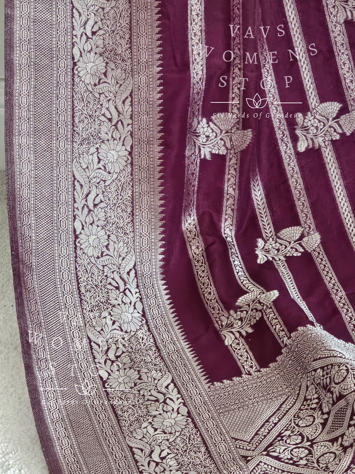 Semi Crepe Benarasi Silk Saree - Floral Ruffle Sleeves Blouse