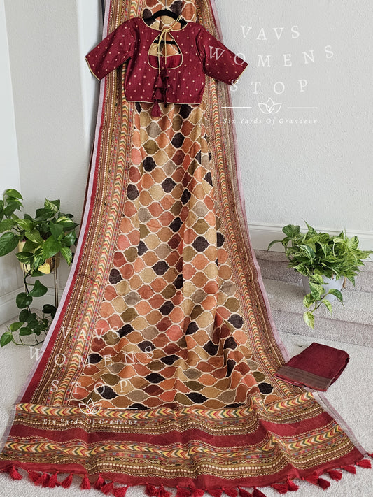 Sabyasachi Inspired Digital Print Pure Linen By Linen Saree - Blouse