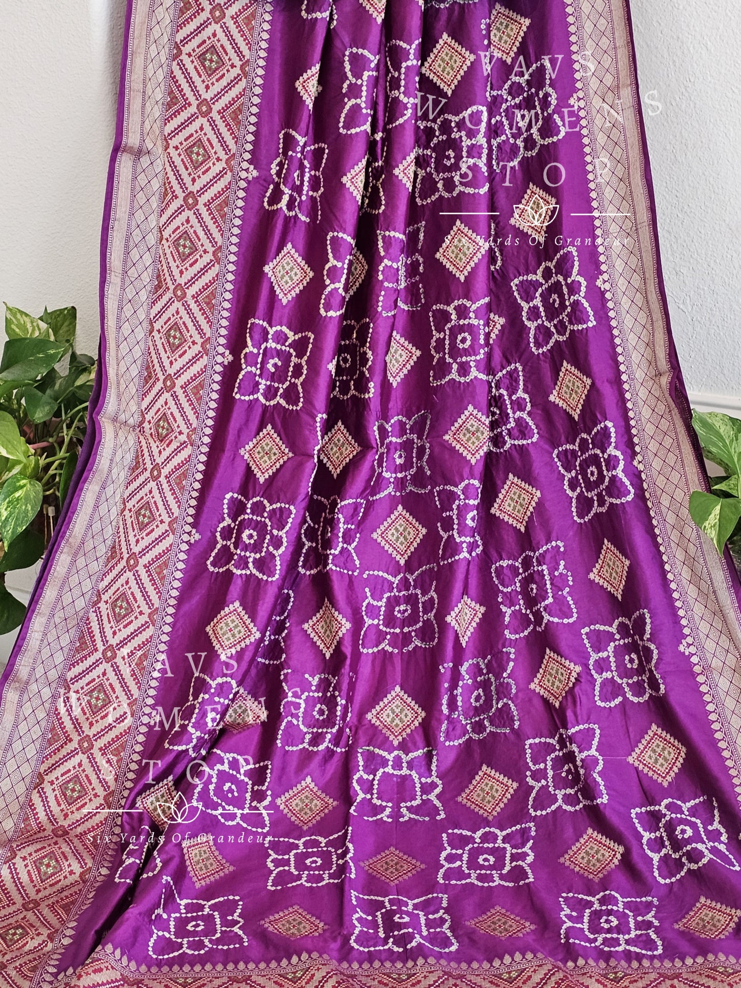 Dupion Silk Bhandini Saree - Paithani Blouse