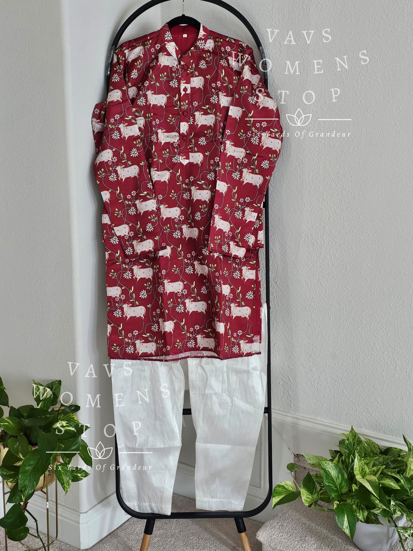 Men's Tussar Silk Pichwai Print Kurta - Pajama Set