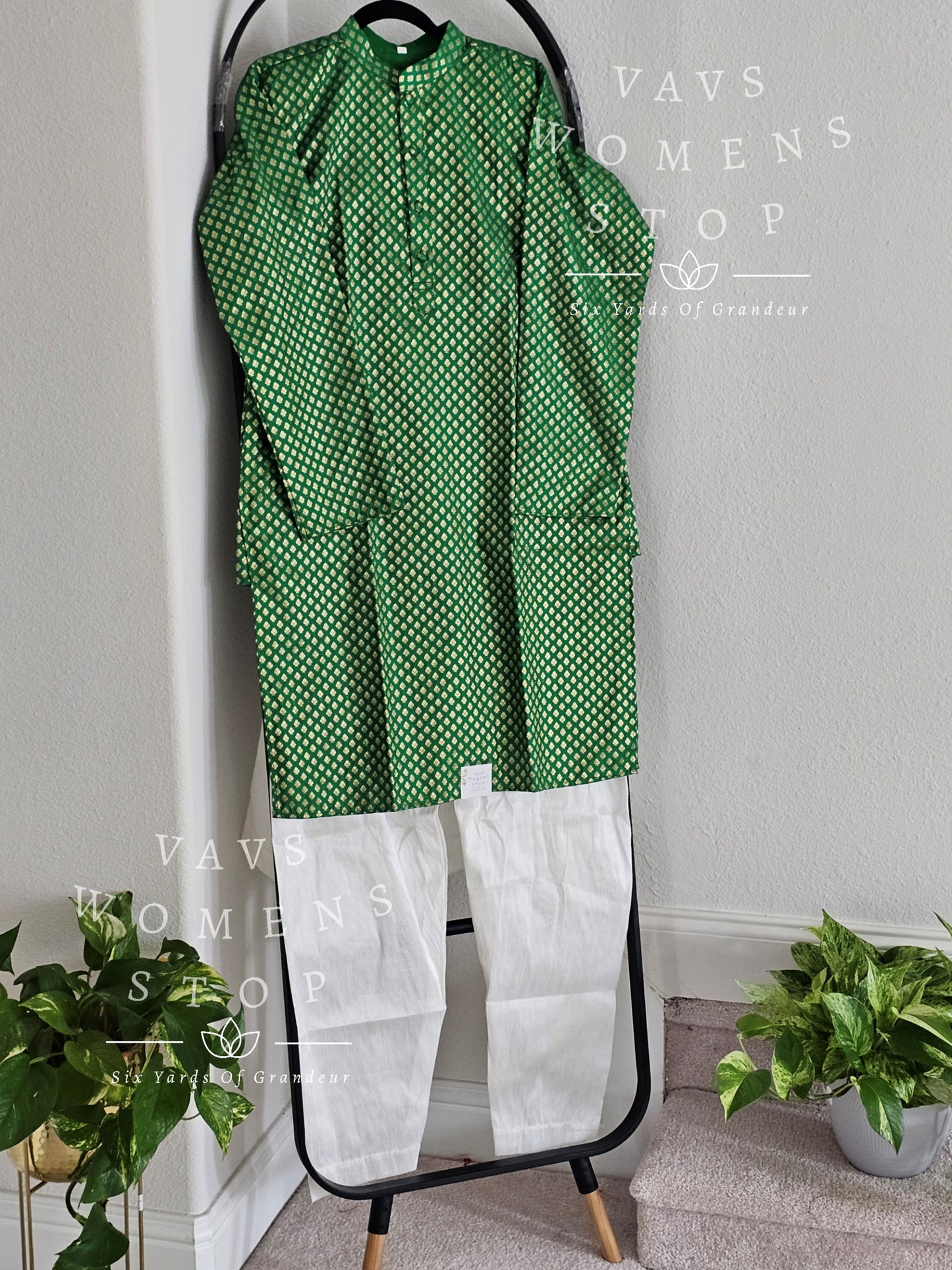 Men's Benarasi Kurta - Pajama Set Size M