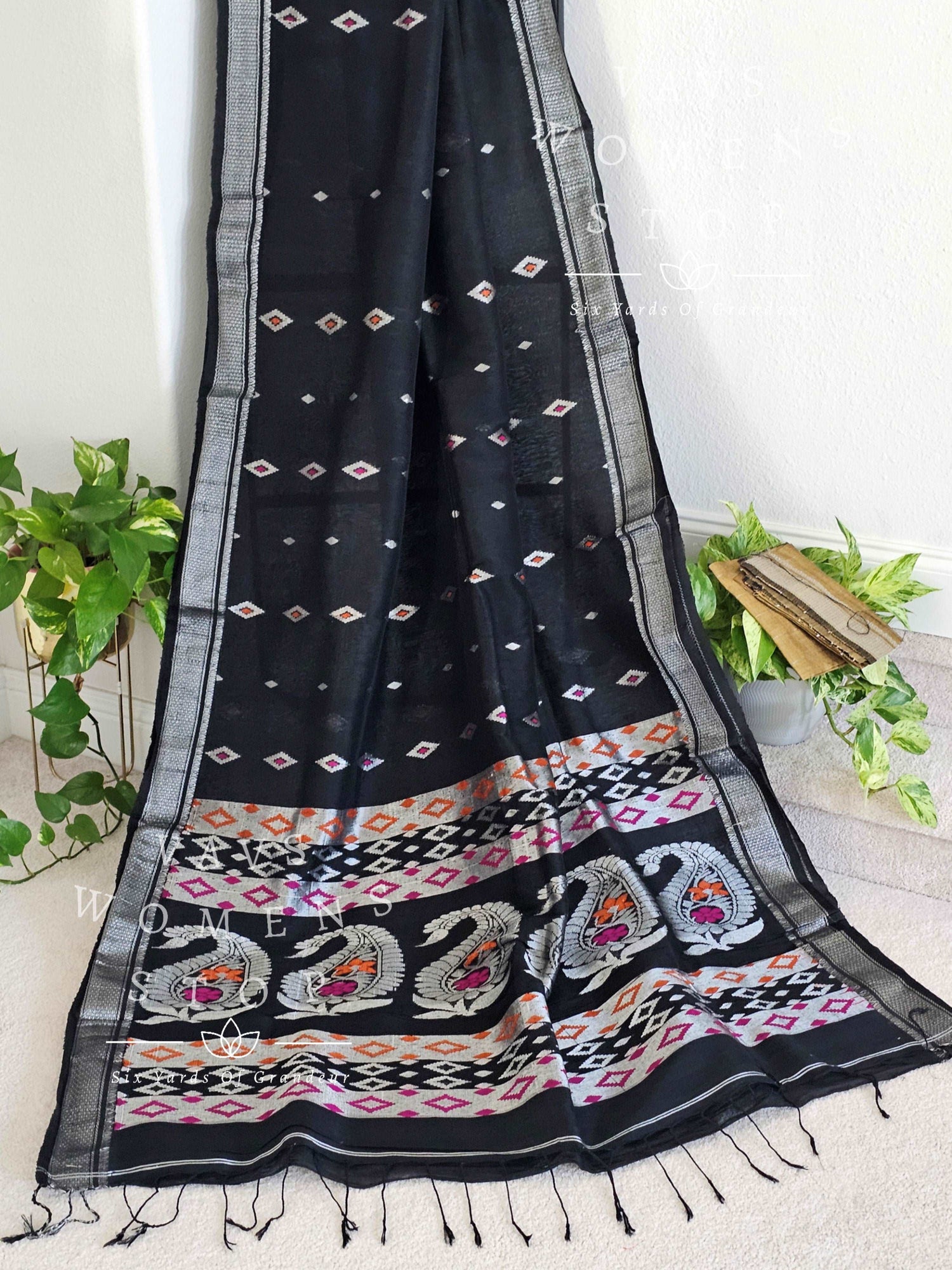 Black Linen Jamdani Saree