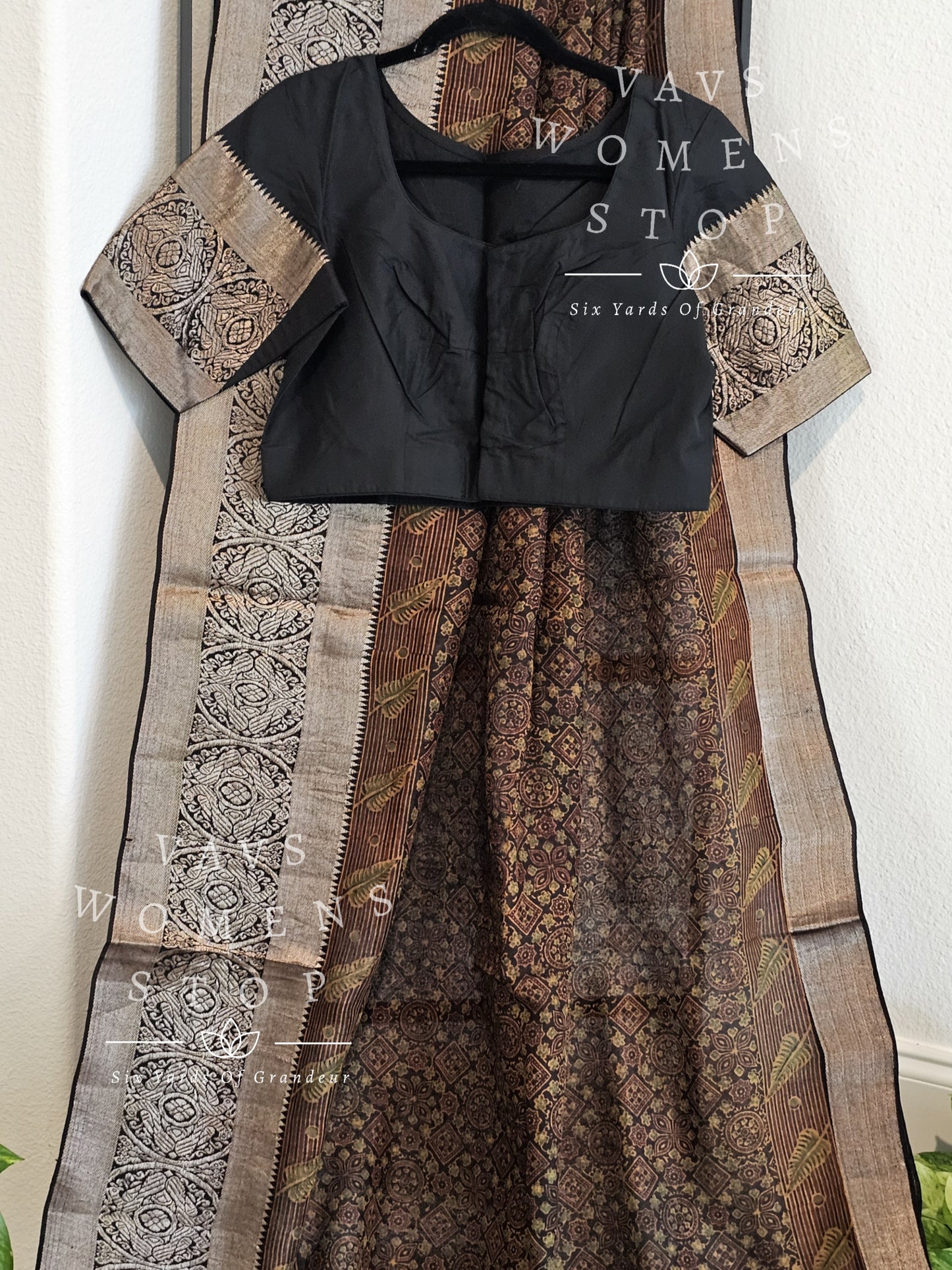 Mangalagiri Pattu Ajrakh Print Silk Cotton Saree - Blouse