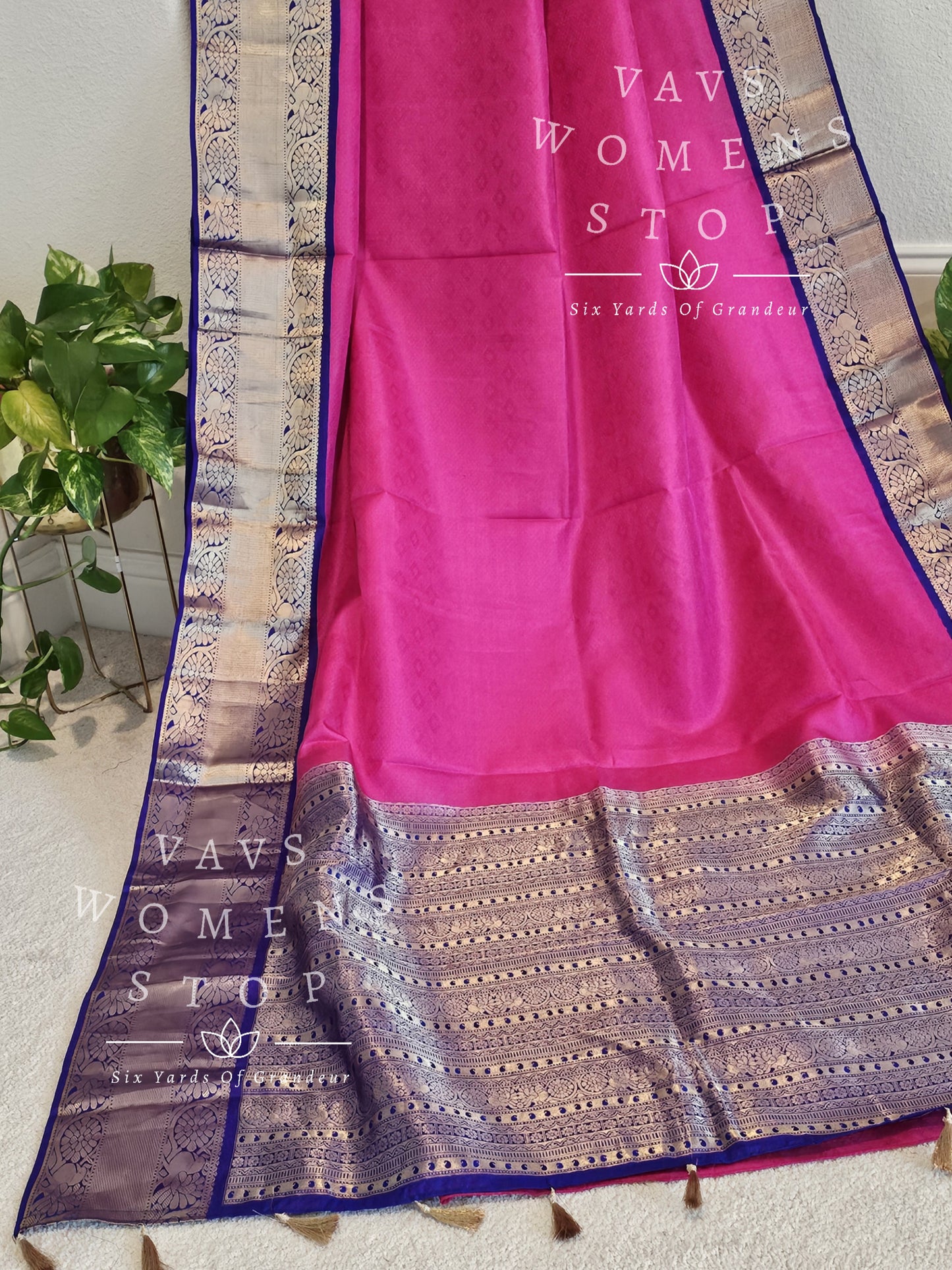 Pure Kanchi Soft Silk Saree - Blouse