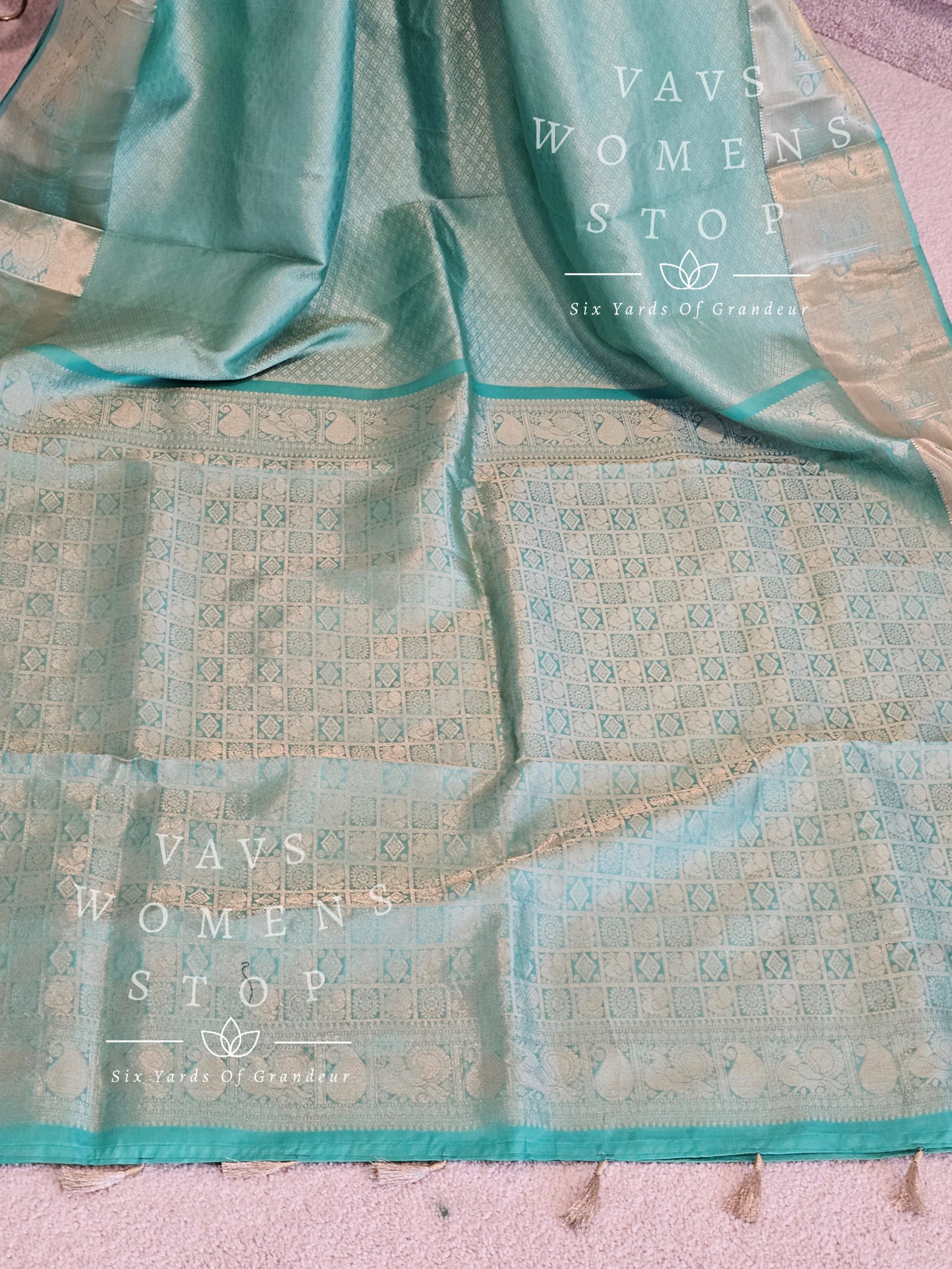 Pure Kanchi Pattu Soft Silk Saree -  Maggam Blouse