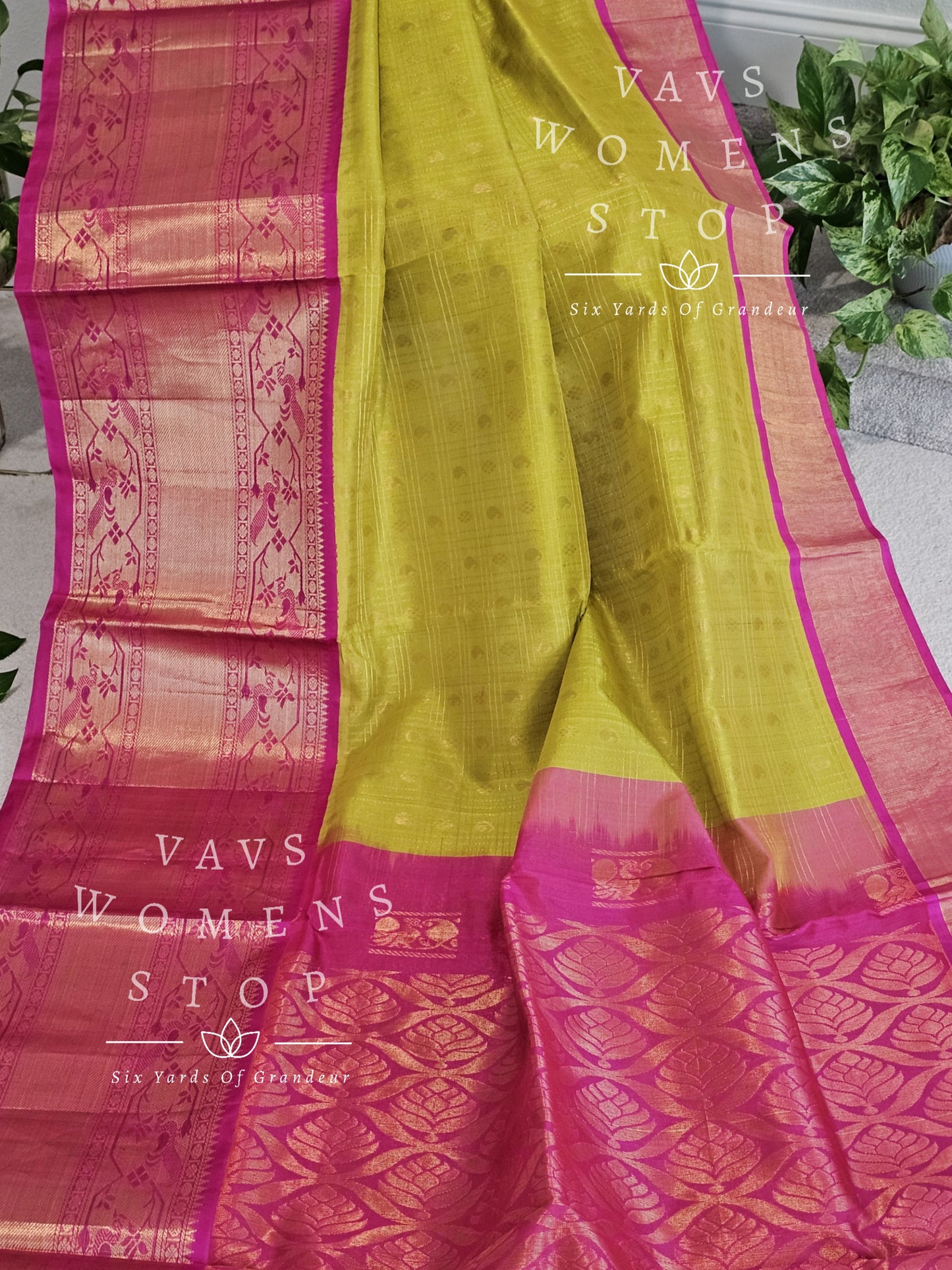 Pure Kuppadam Pattu Silk Cotton Paithani Border Saree - Blouse