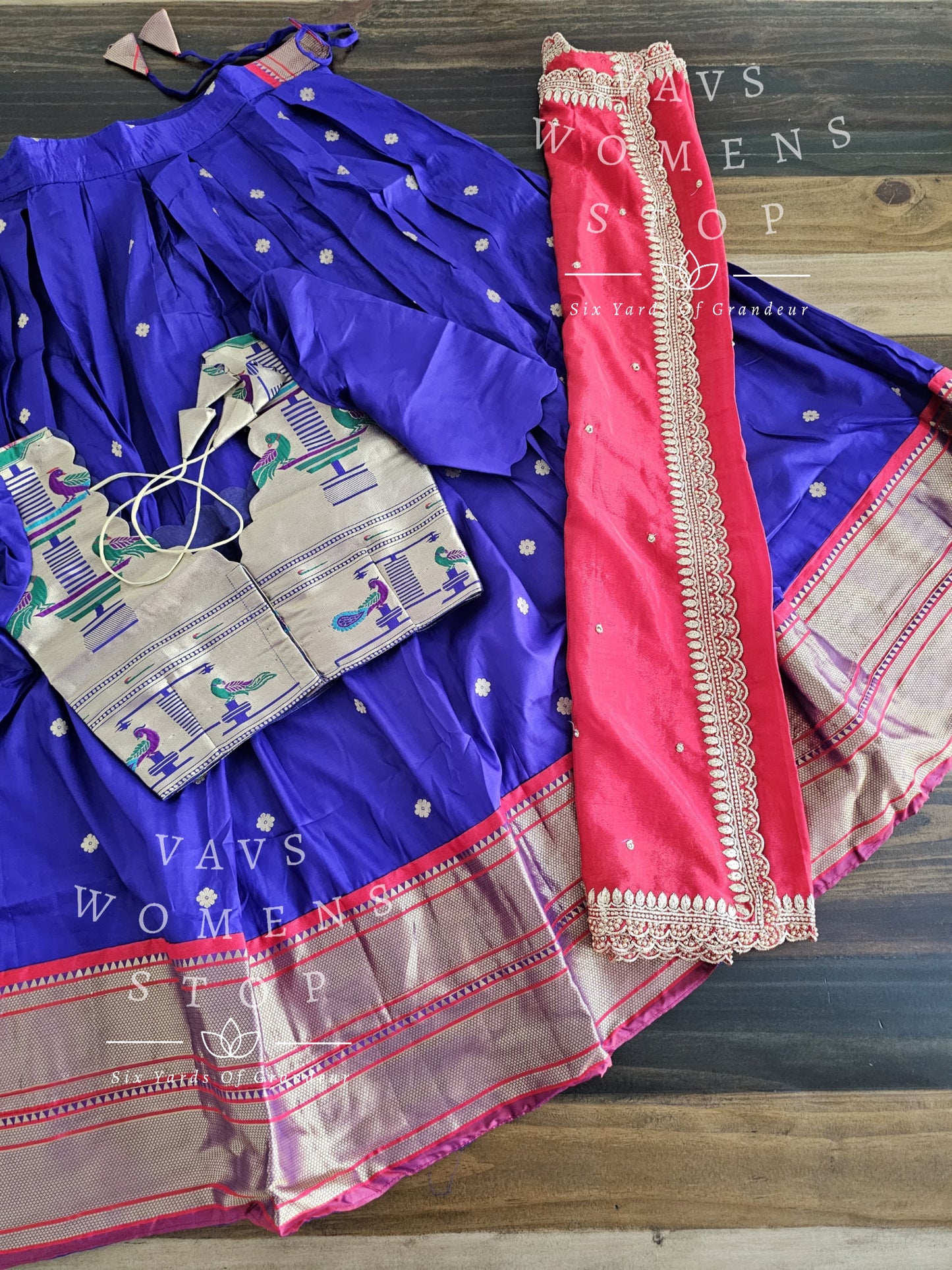 Semi Benarasi Paithani Lehenga / Langa Voni Set