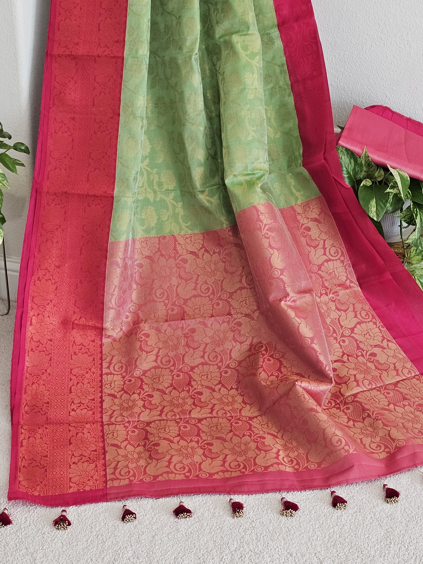 Chanderi Kuppadam Tissue Saree - Benarasi Blouse