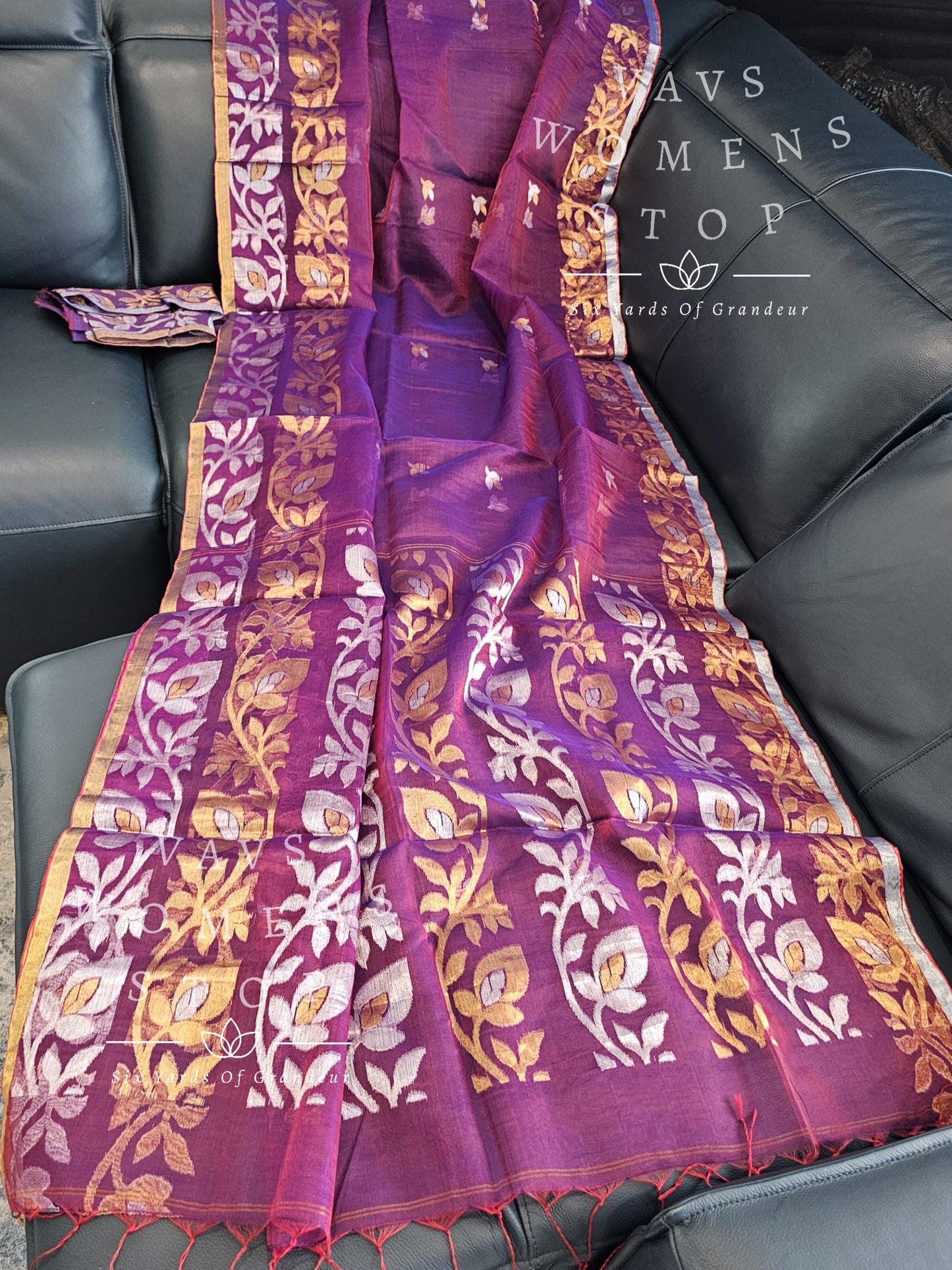 Exclusive Soft Muslin Silk Handwoven Jamdani Saree