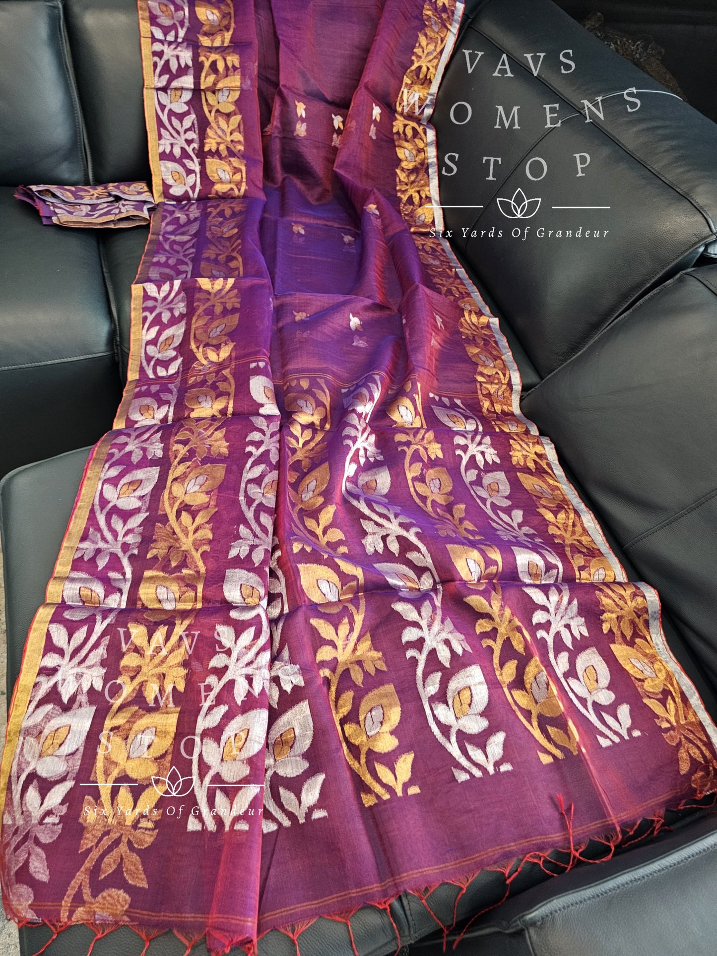 Exclusive Soft Muslin Silk Handwoven Jamdani Saree