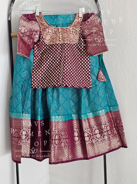 Chiniya Benarasi Lehenga - Blouse