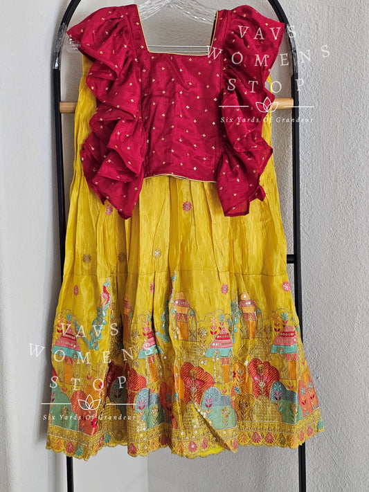 Munga Silk Tissue Lehenga - Blouse