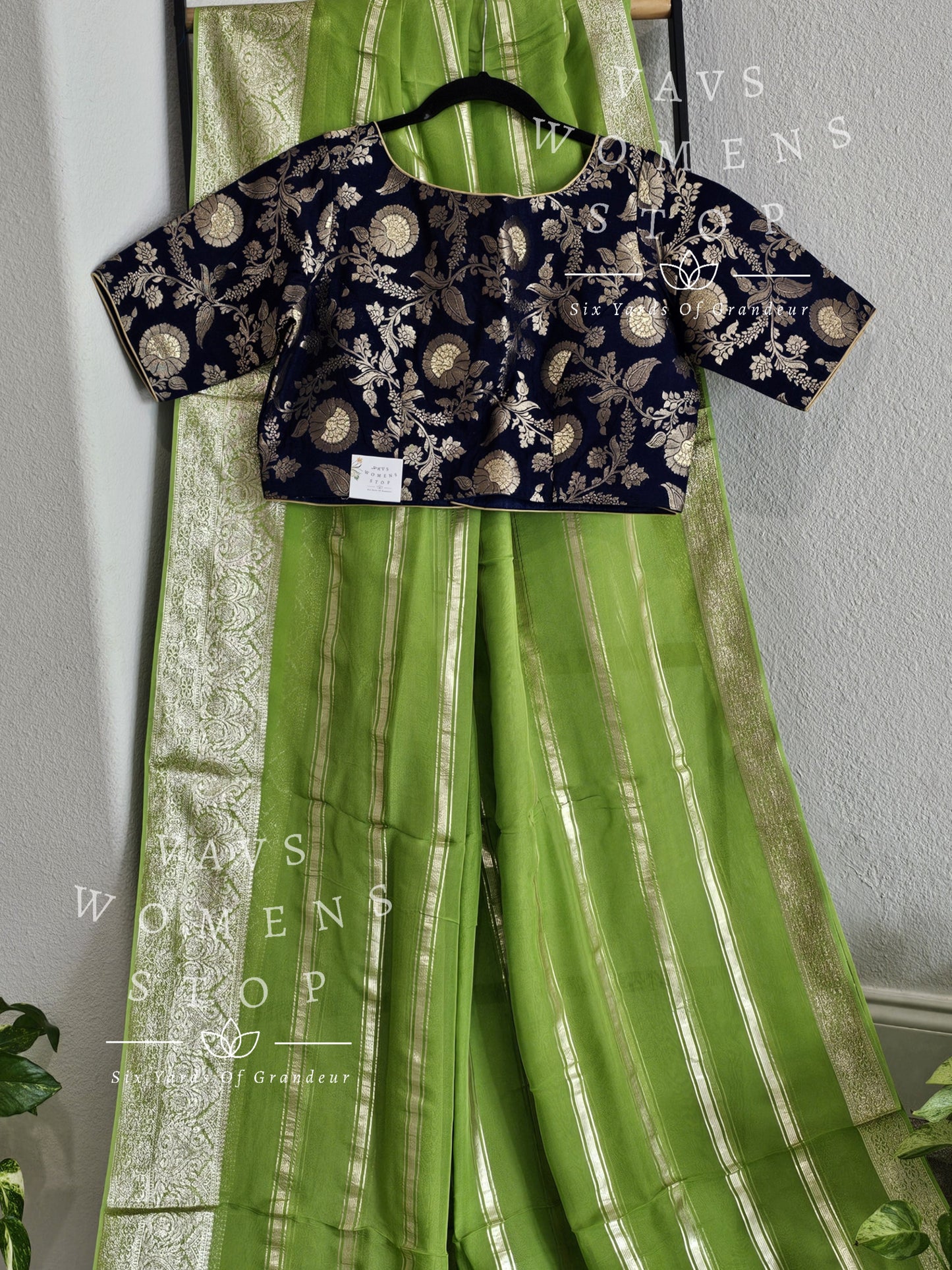 Pure khaddi Soft Organza Silk Saree - Blouse