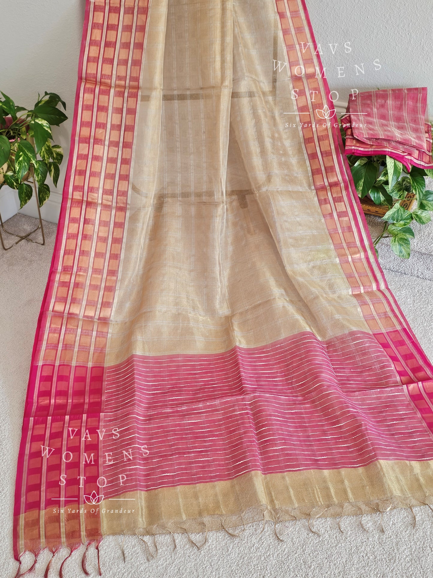 Pure Tussar Tissue  Saree - Benarasi Blouse