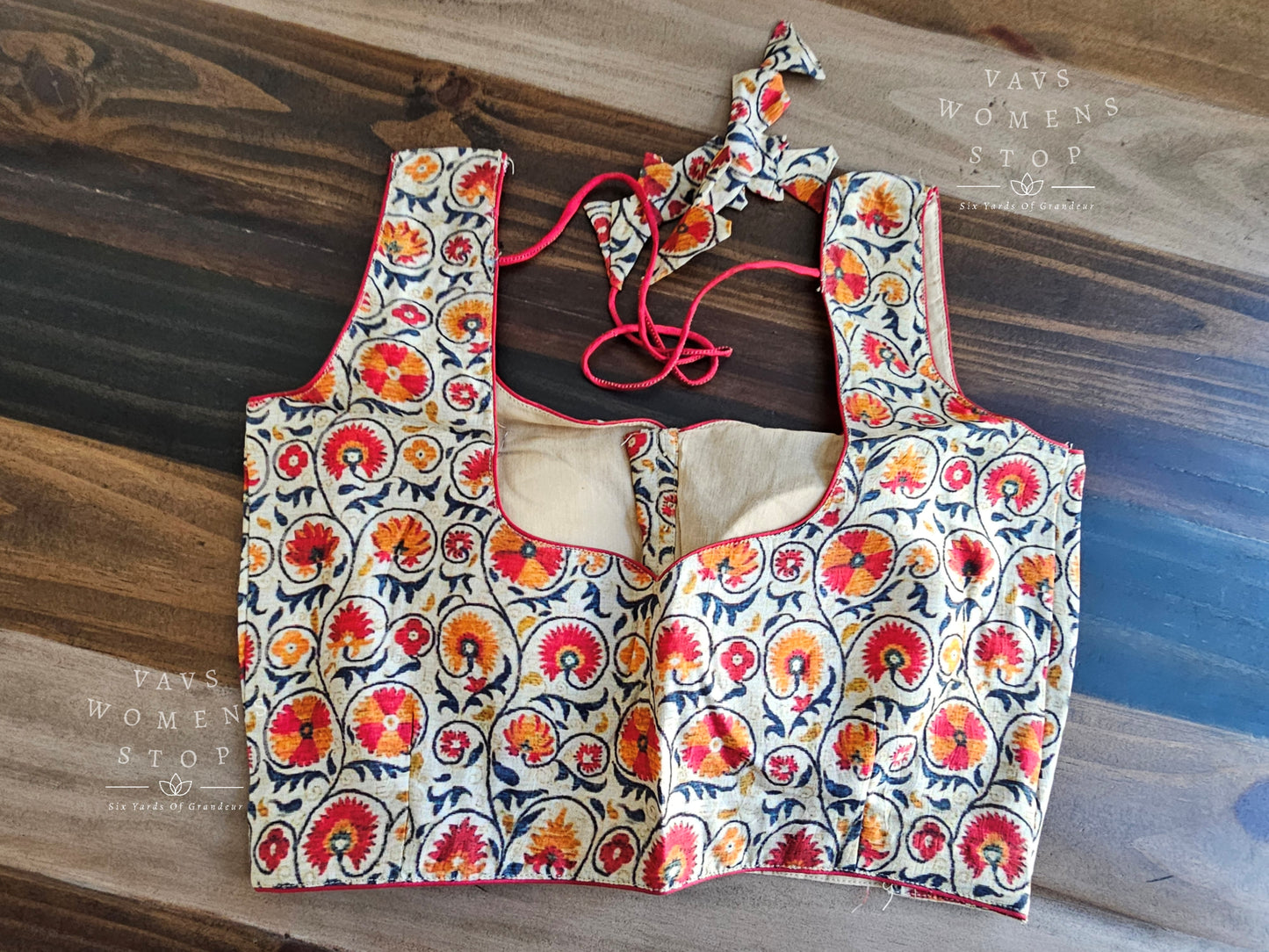 Floral Print Sleeveless Blouse